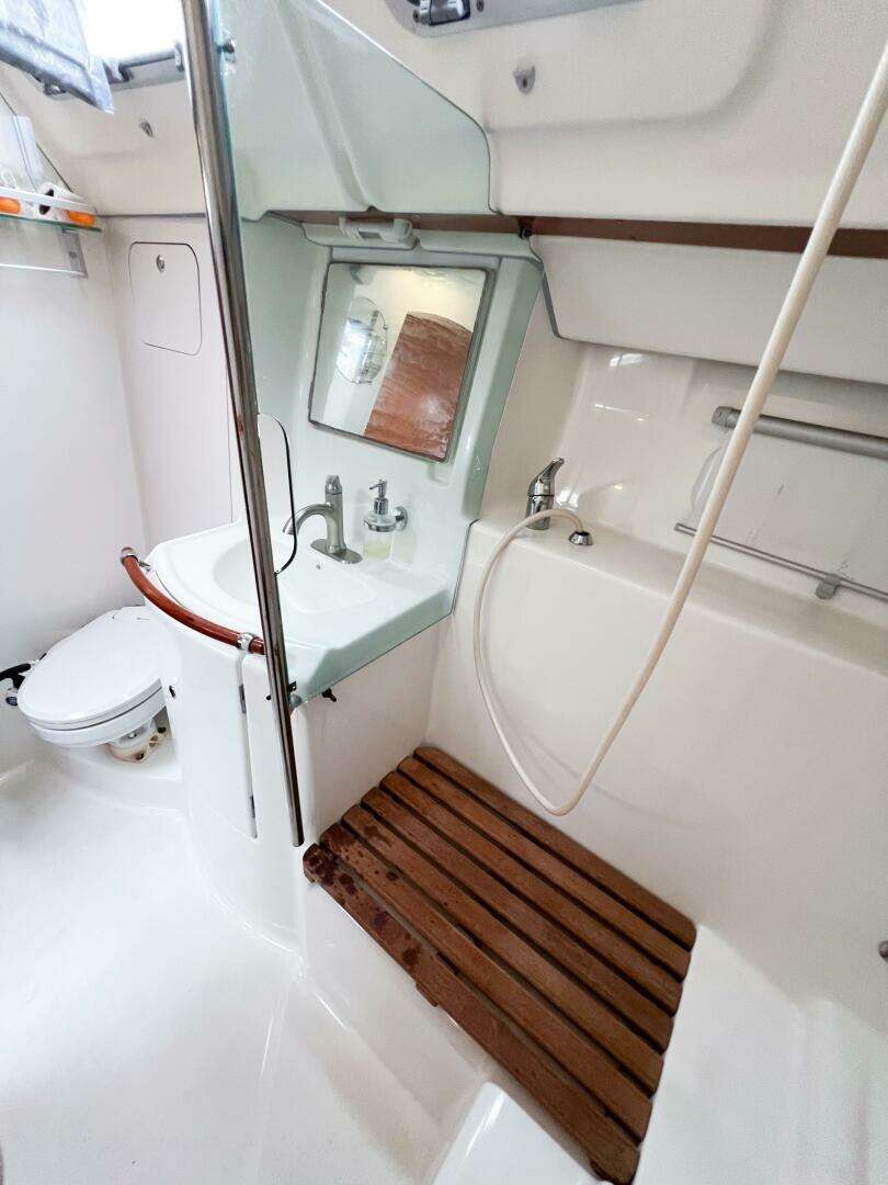 2007 Beneteau 373 - Image 53