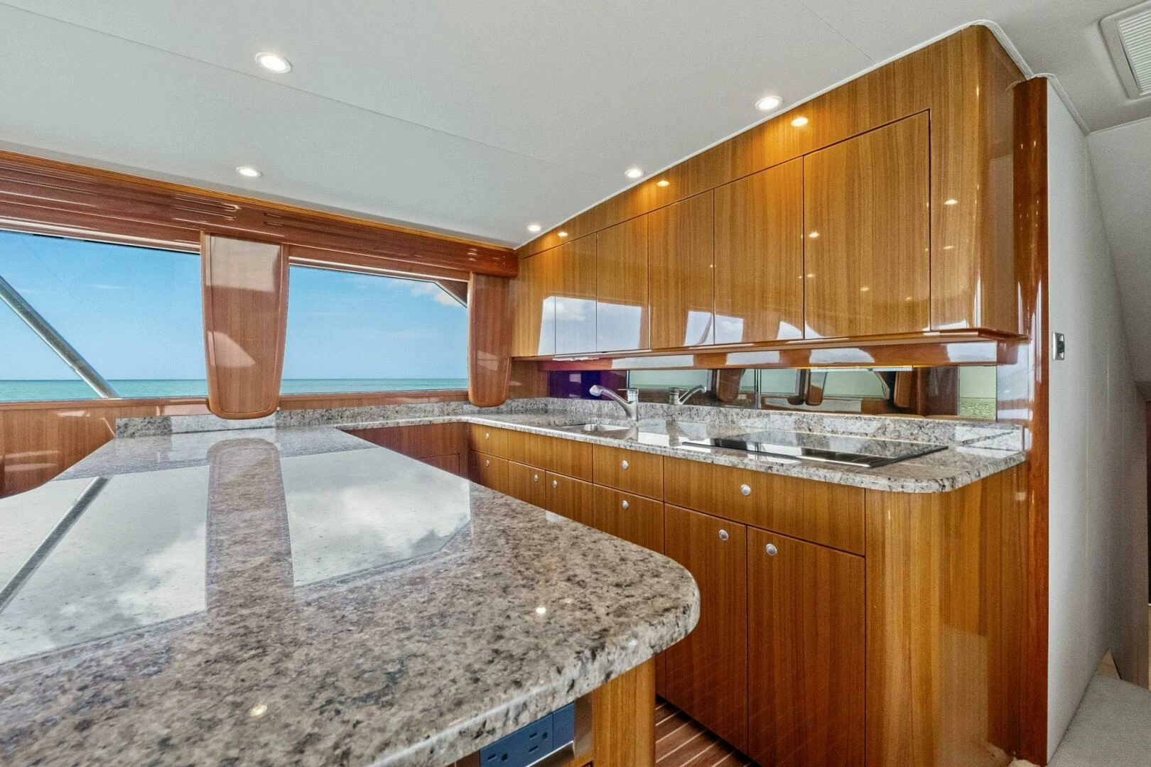2008 Viking 64 Convertible - Image 38