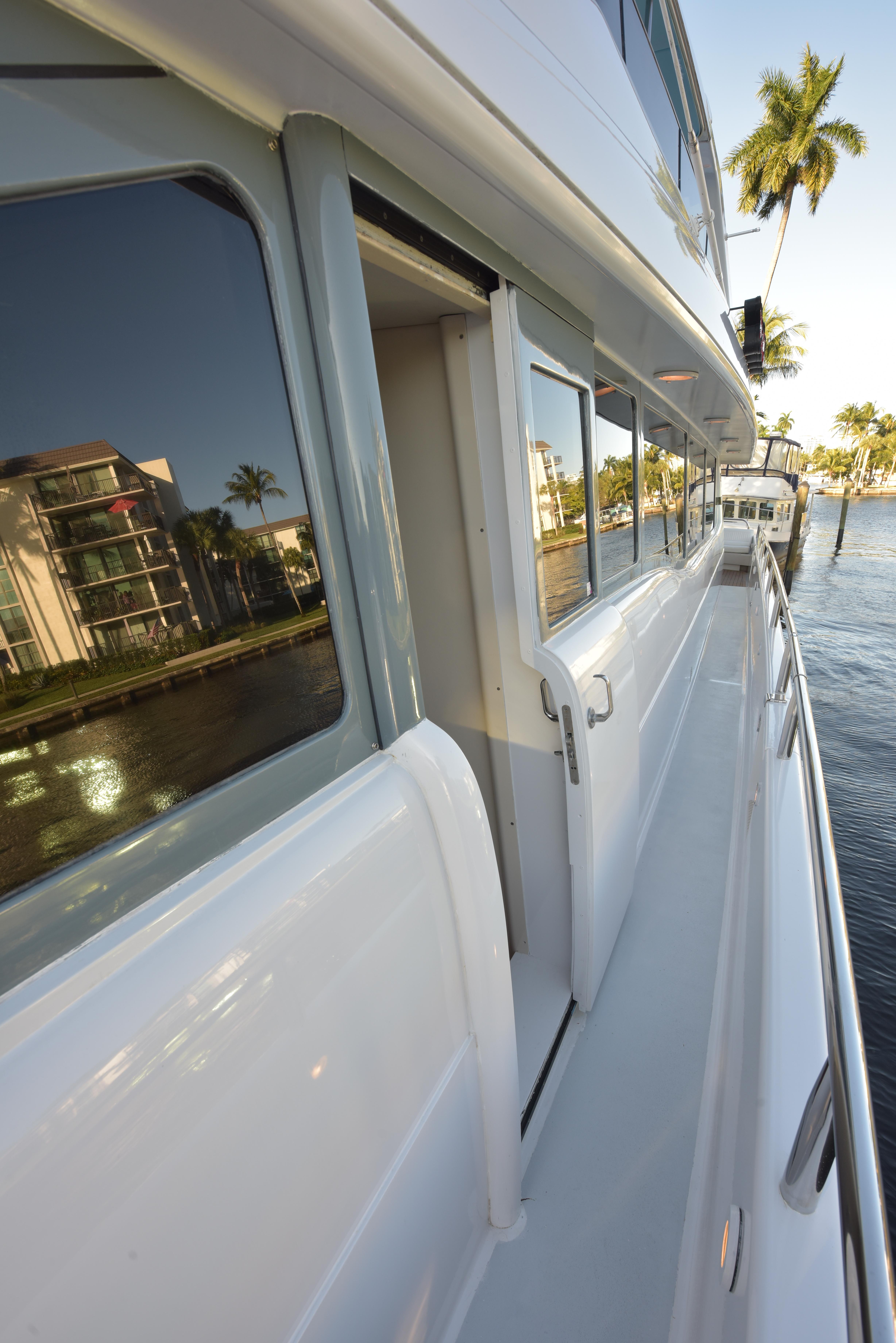 1994 Lazzara 76 Lazzara motor yacht - 14