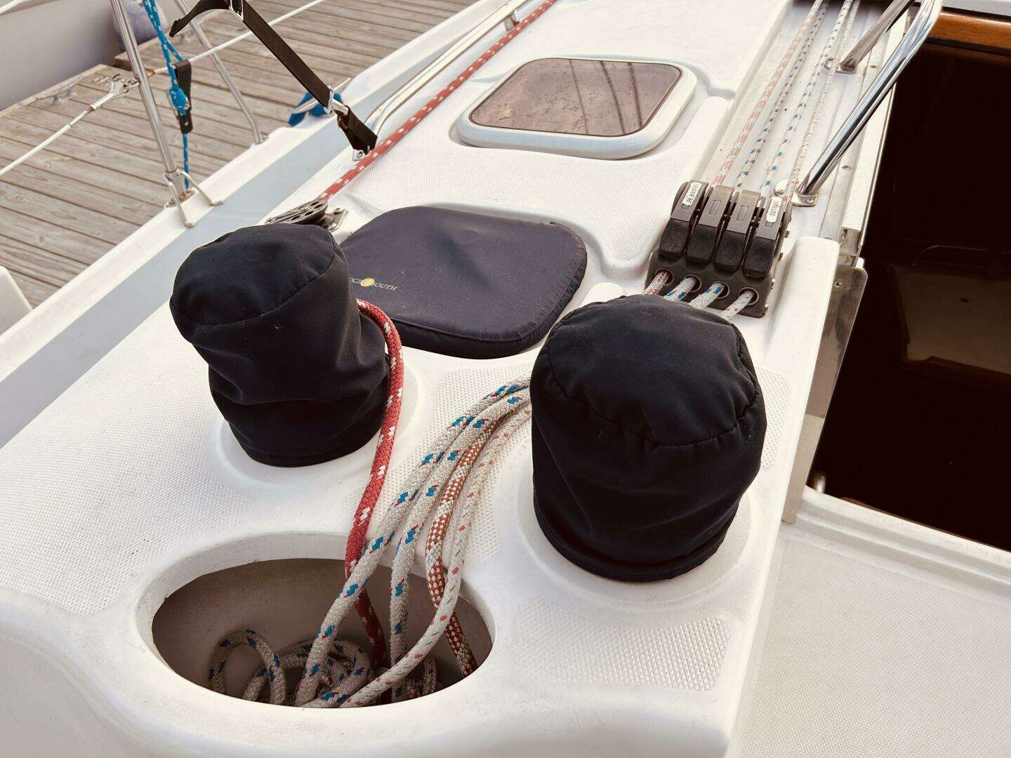 2003 Hunter 386 - Image 39