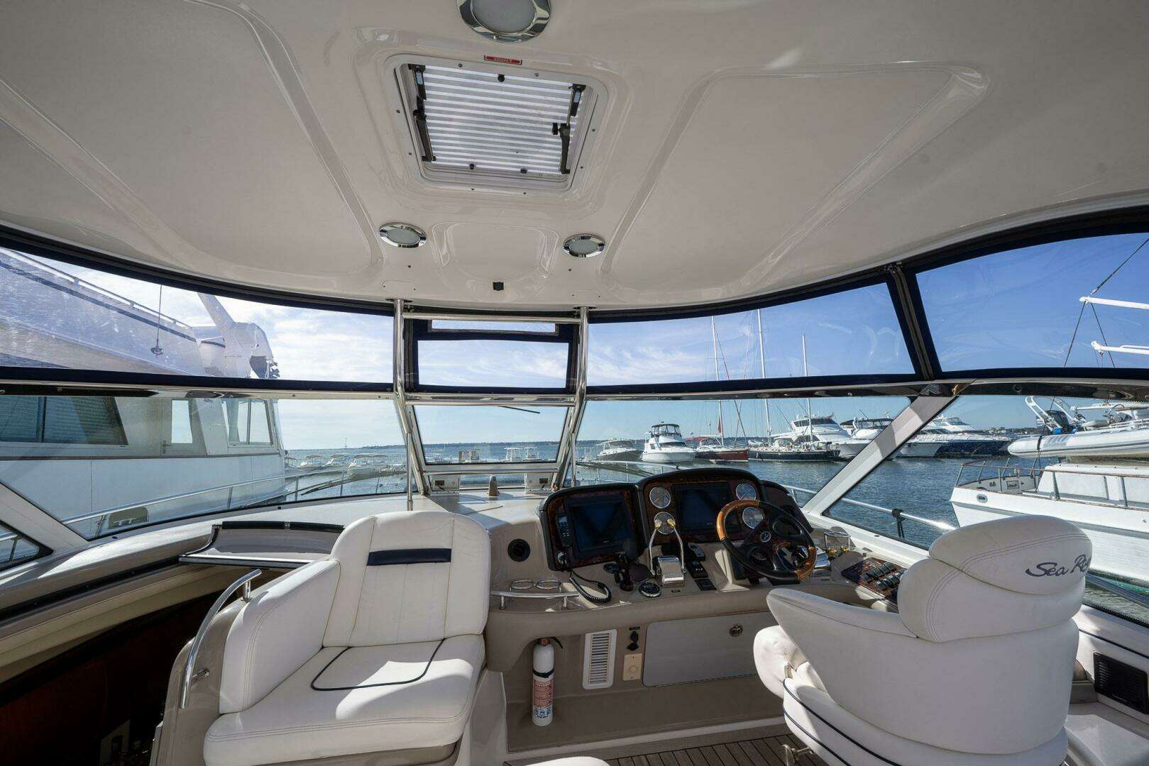 2005 Sea Ray 500 Sundancer - Image 18