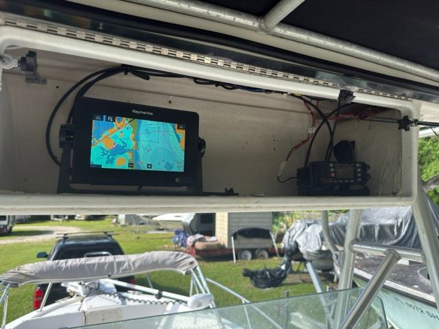 1993 Robalo 2320 - 10