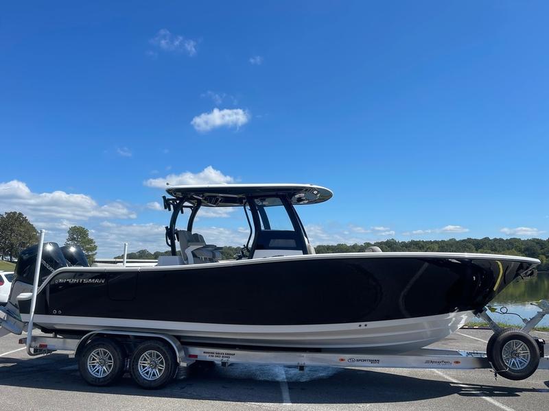 2025 Sportsman Open 282 Center Console - 54