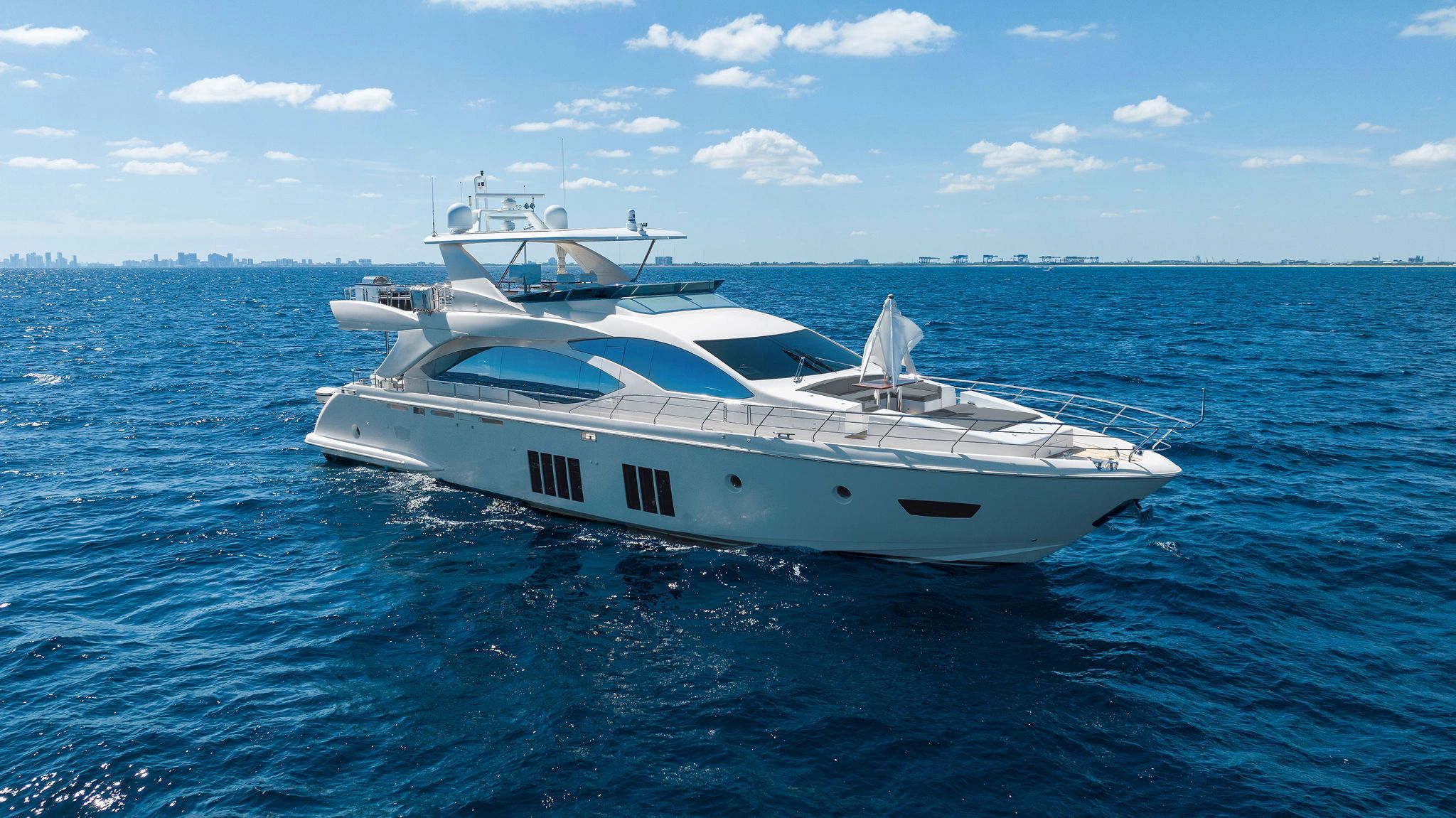 2017 Azimut 84