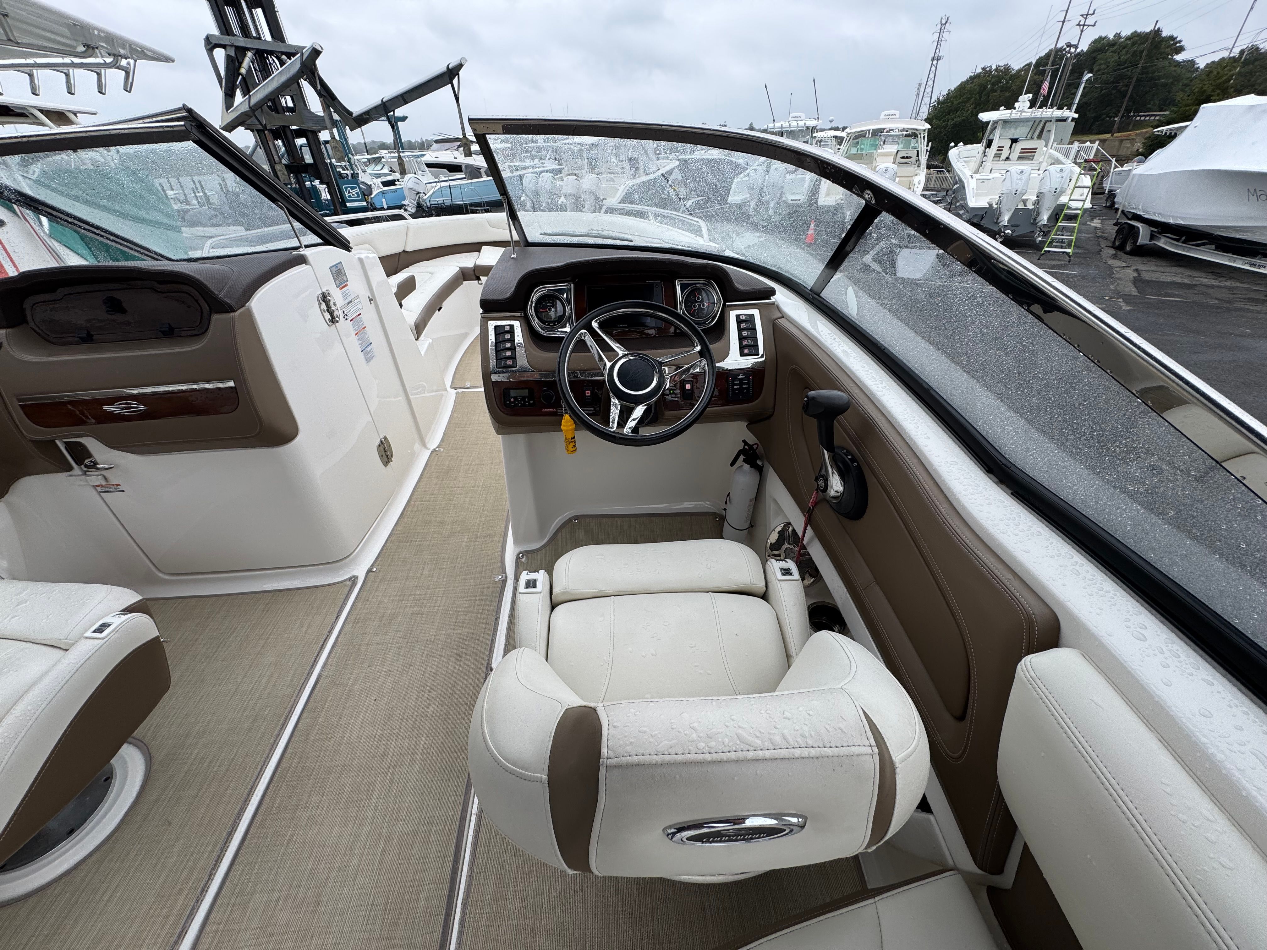 2014 CHAPARRAL 277 SSX - Image 18