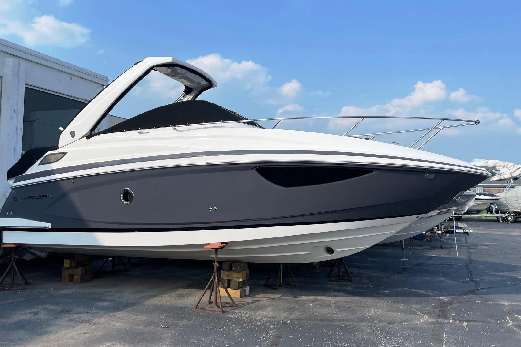2025 Regal 28 Express