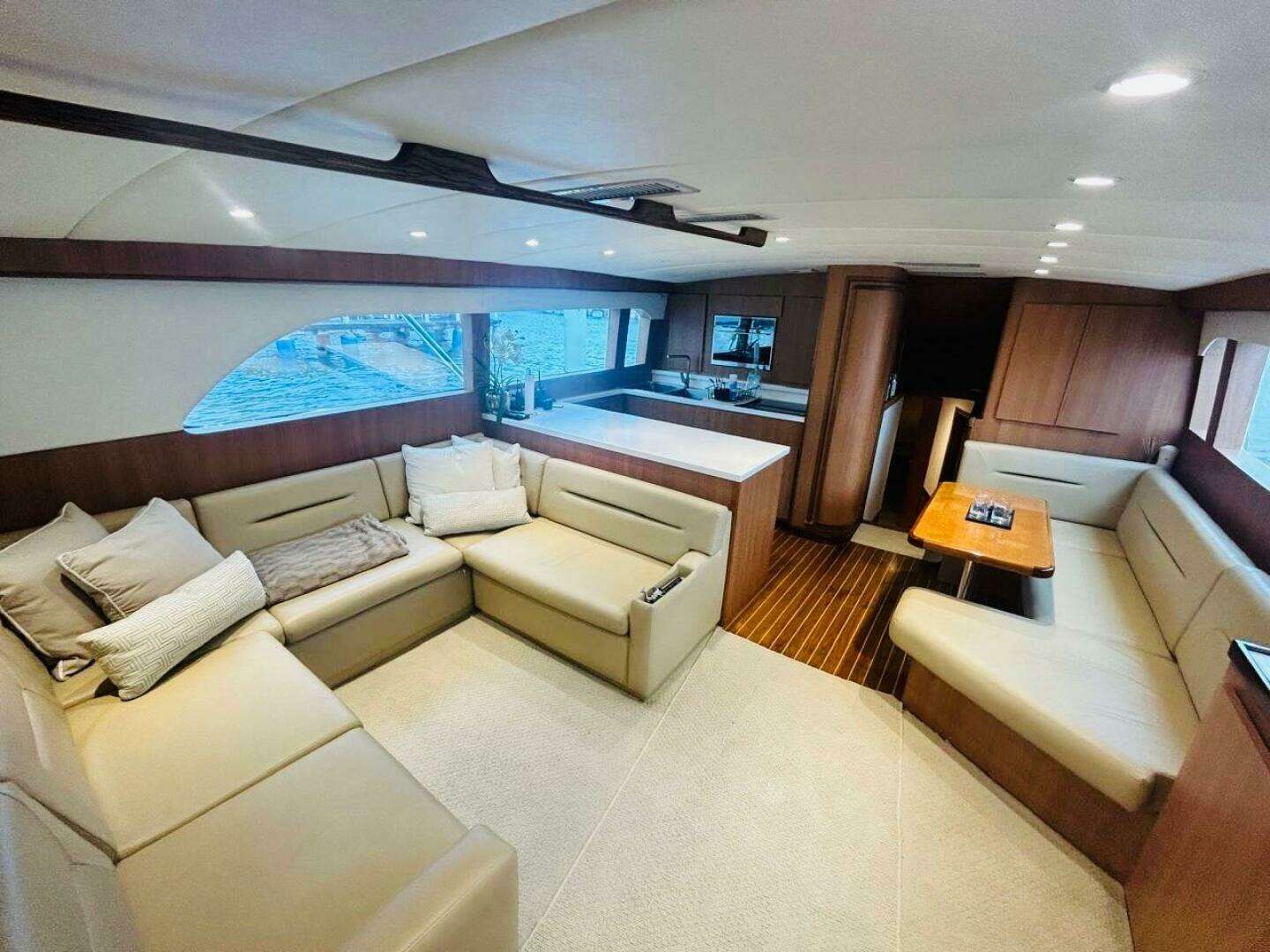 1988 Bertram 54' - Image 13