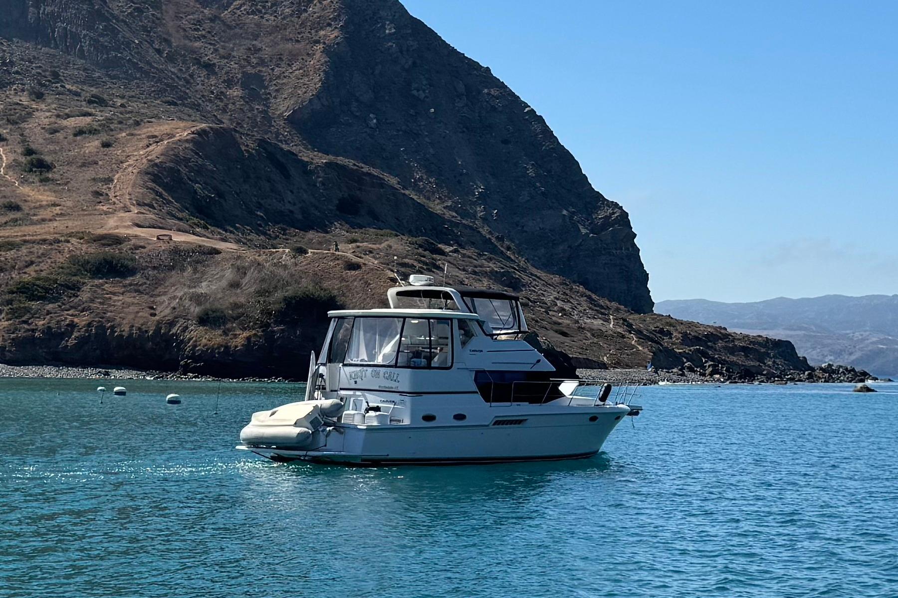1999 Carver 404 Cockpit Motor Yacht