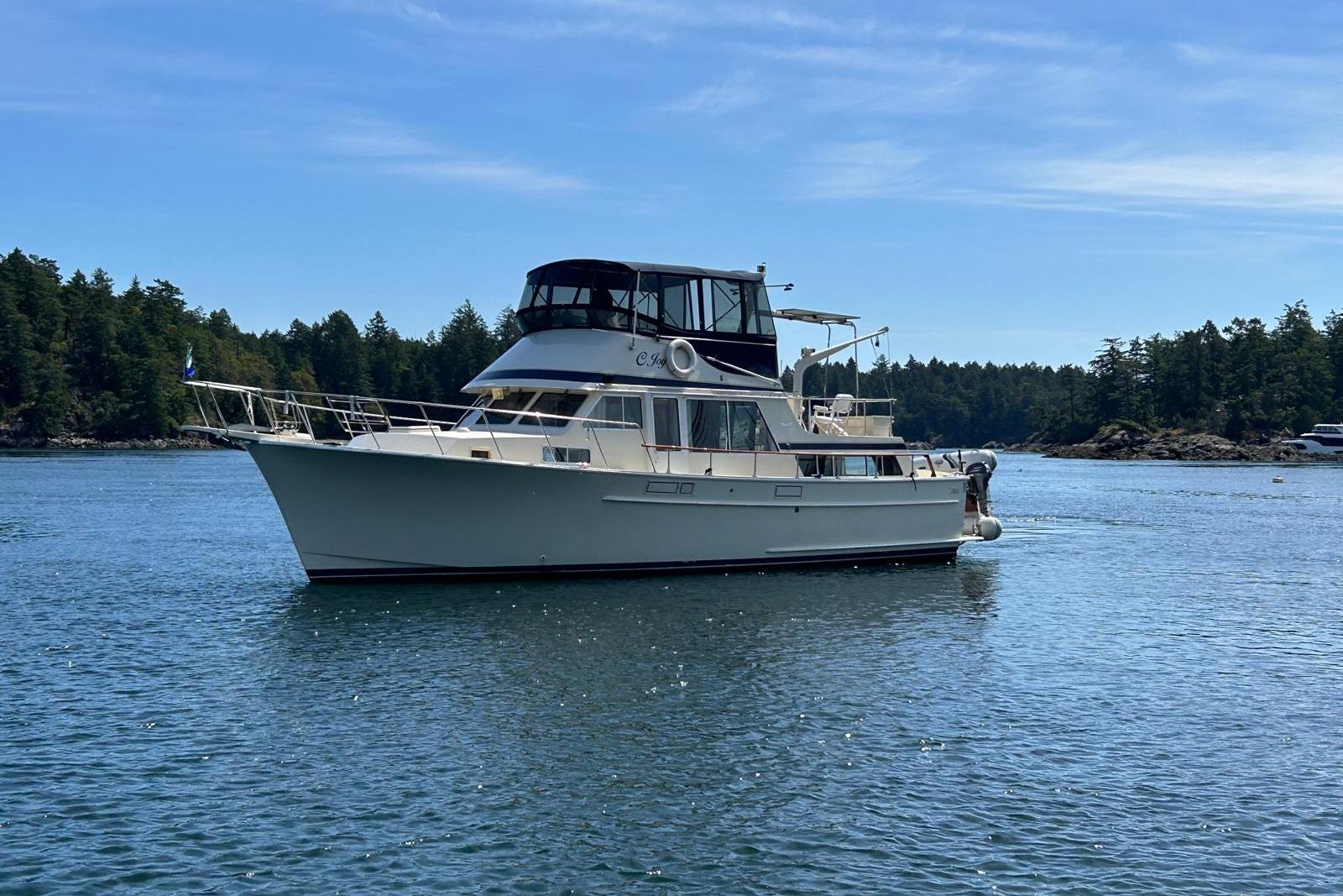 1984 Tollycraft 43 Motor Yacht