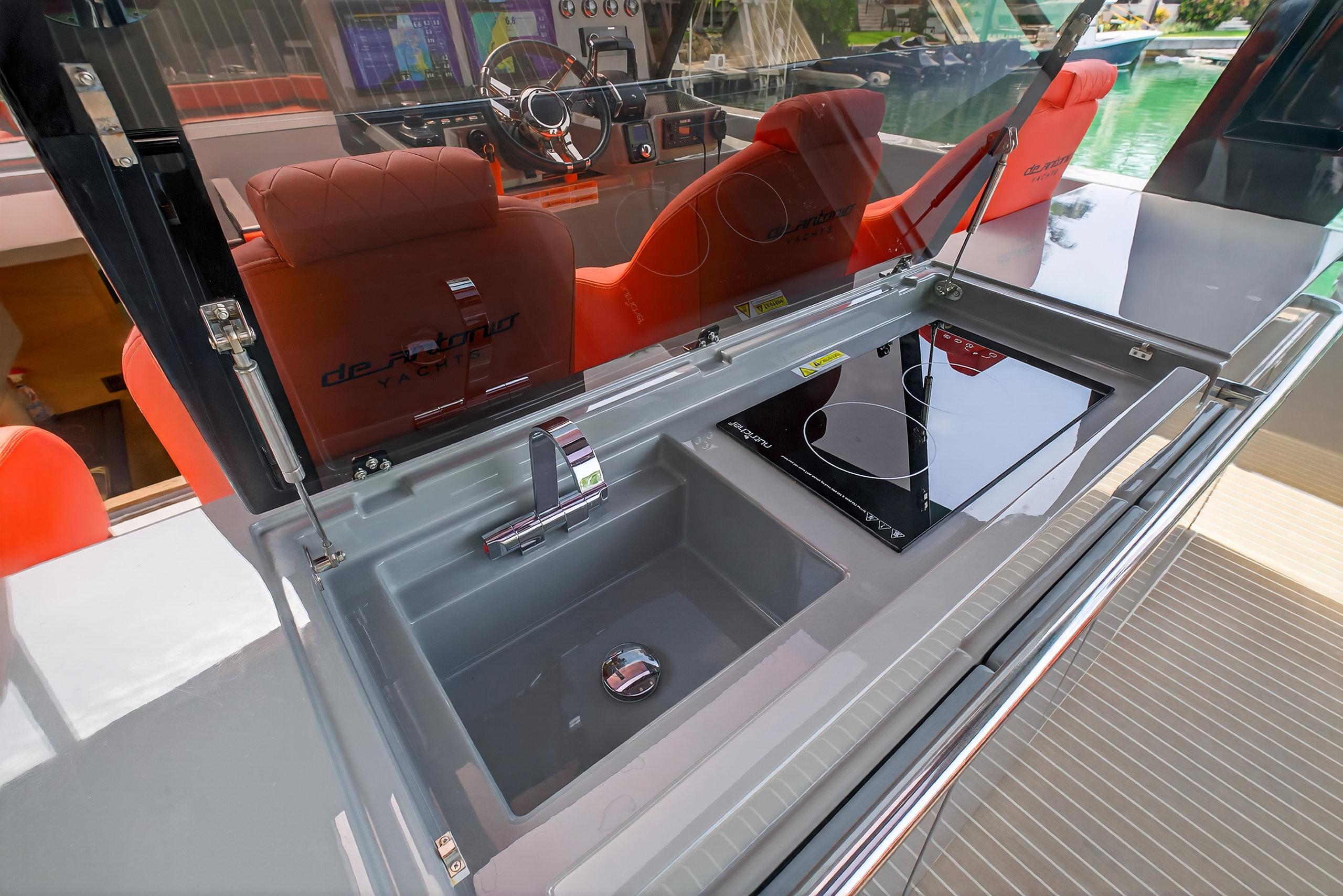 2023 De Antonio Yachts D50 - 104