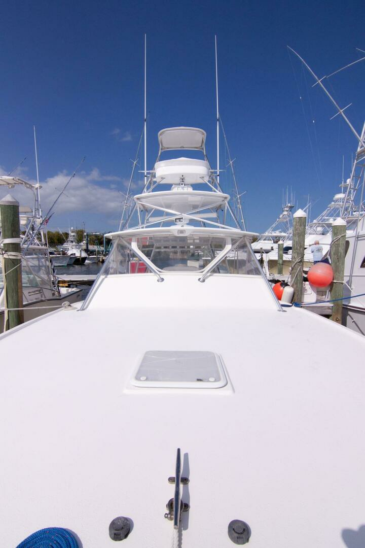 2009 Out Island 38 Custom Express - Image 6