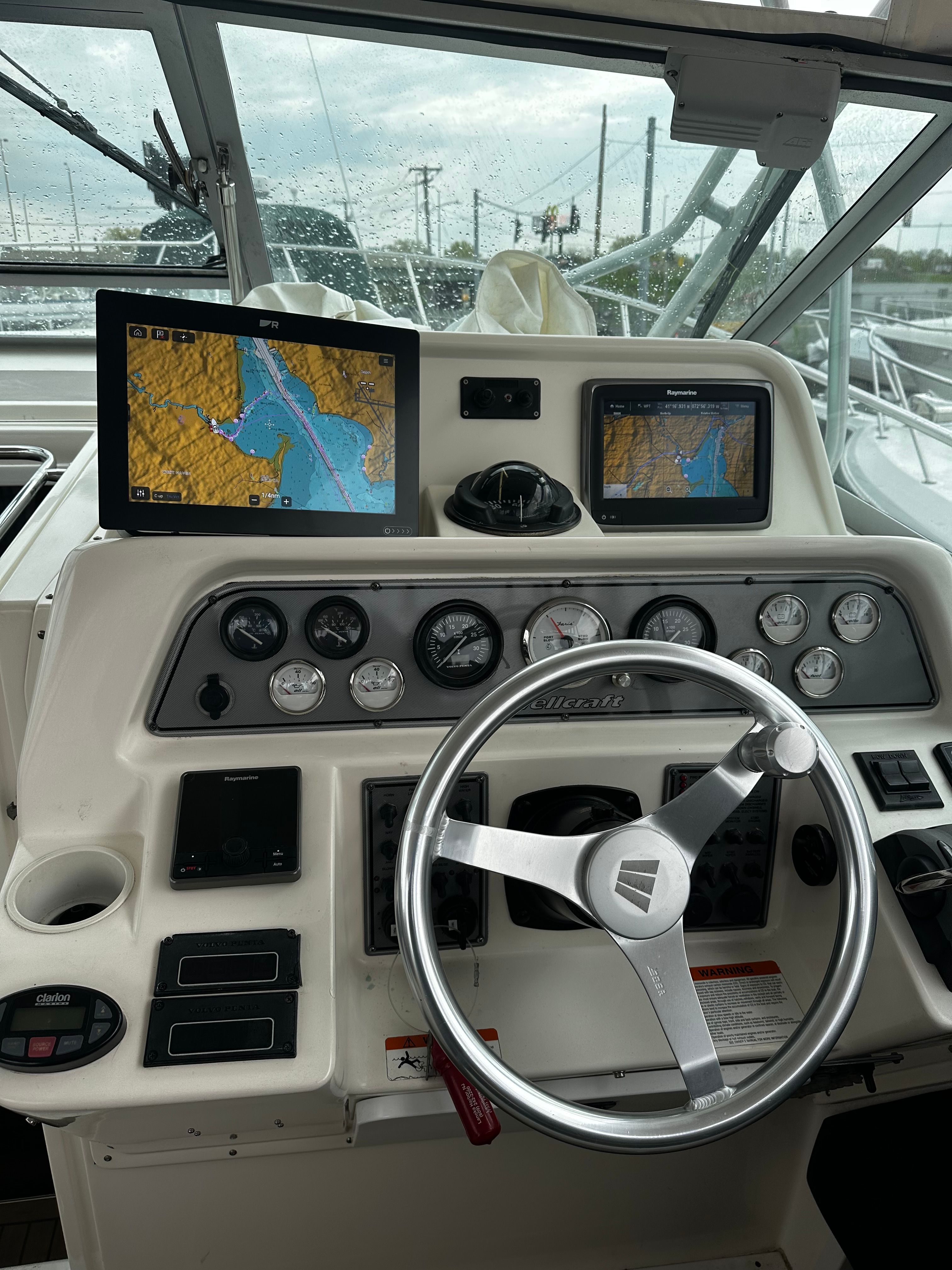 2005 Wellcraft 330 Coastal - 15