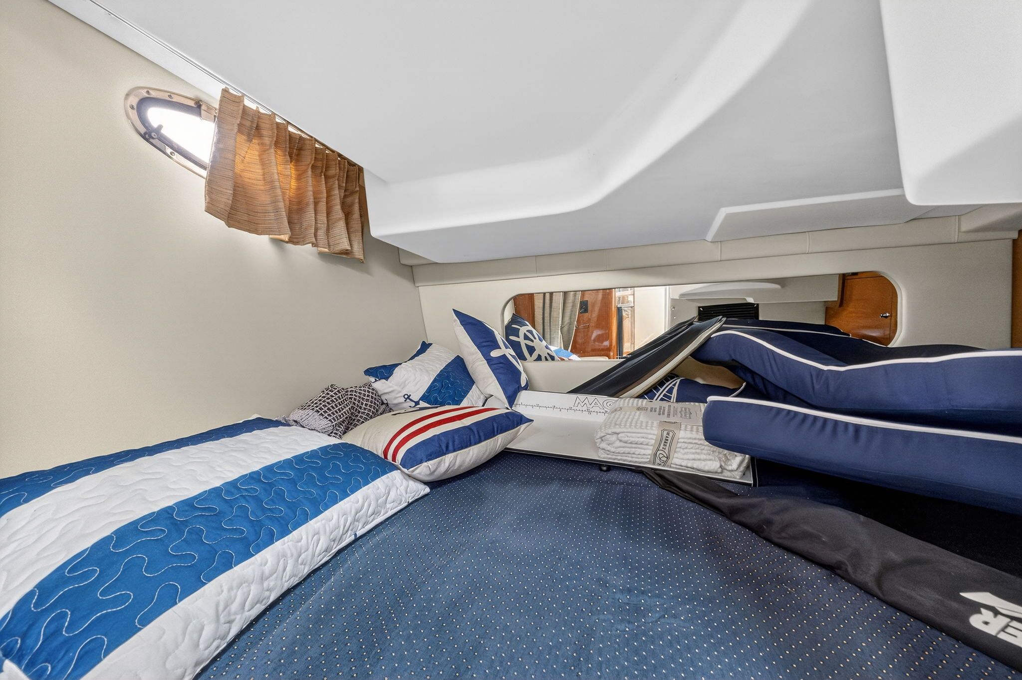 2007 Regal 2860 Window Express - 30