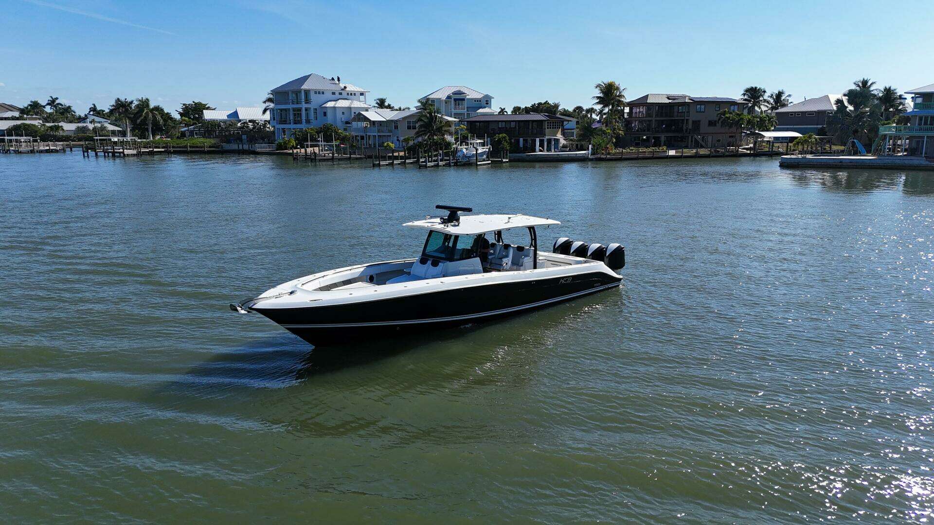 2018 HCB 42 Siesta - Image 4