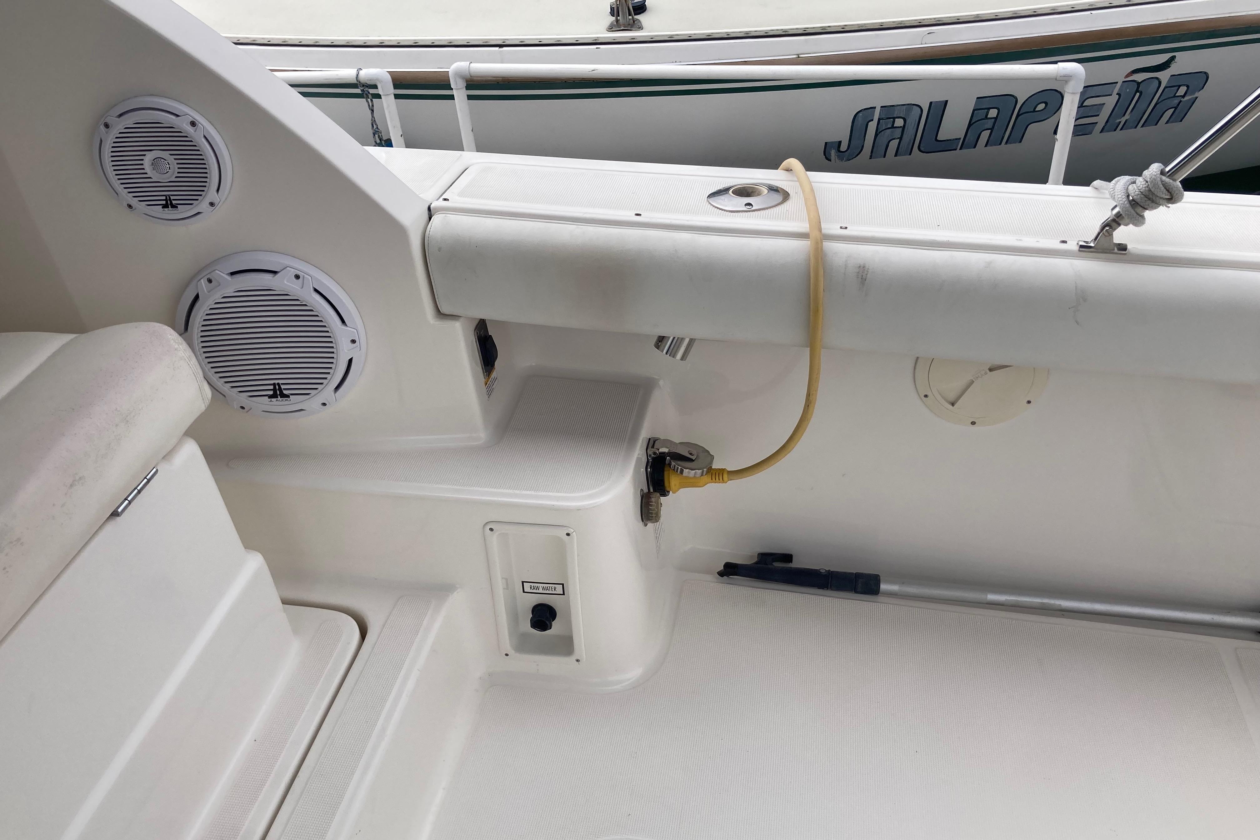 2002 Tiara Yachts 2900 Open boat interior with speakers and utility connections.