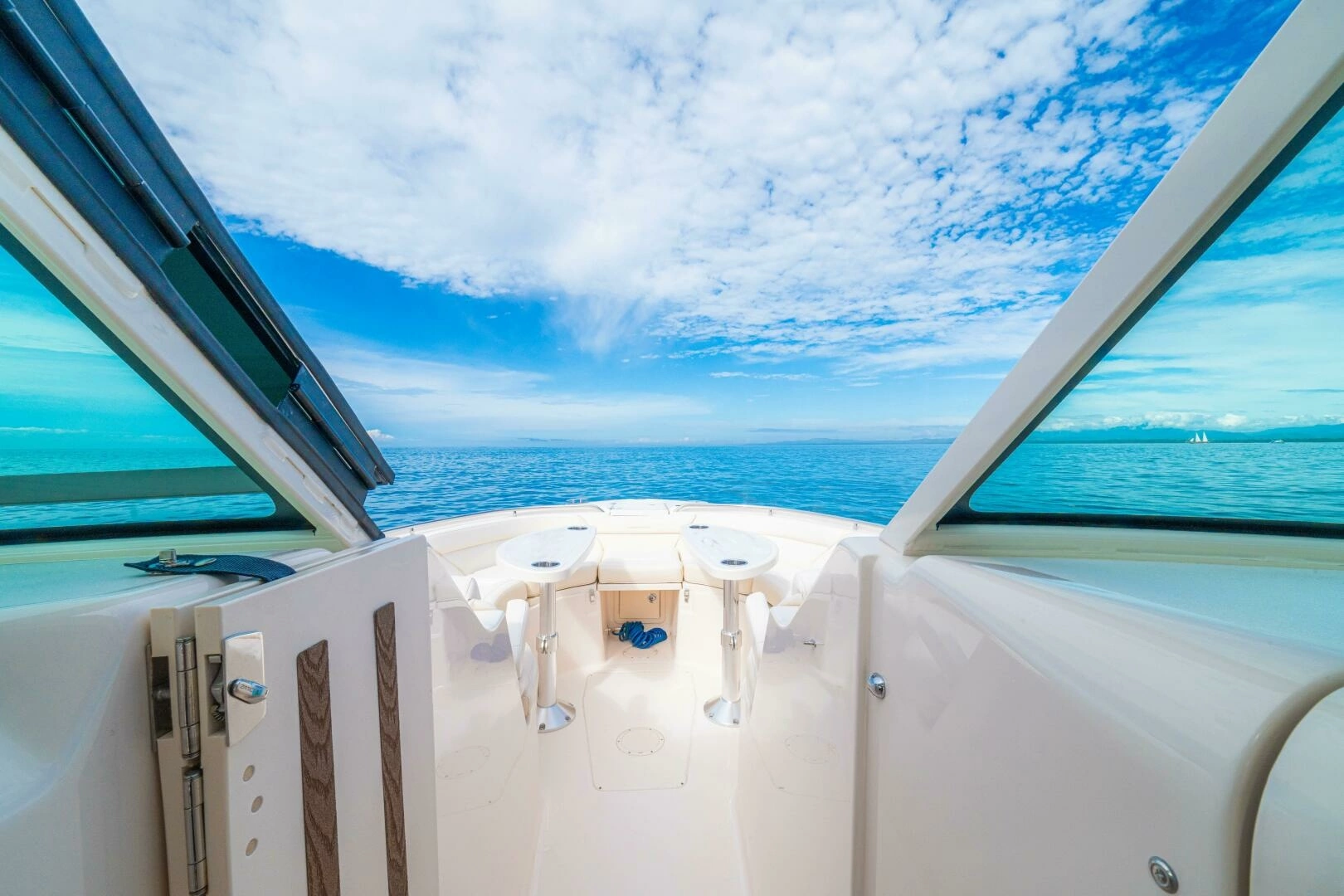2020 Grady-White Freedom 375 - Image 26