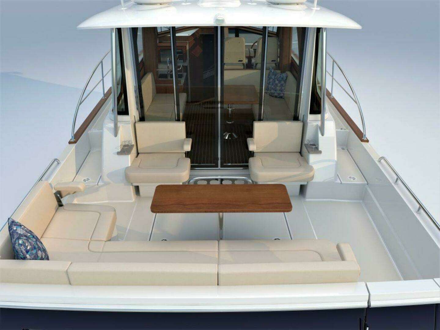 2027 Sabre 43 Salon Express - Image 13