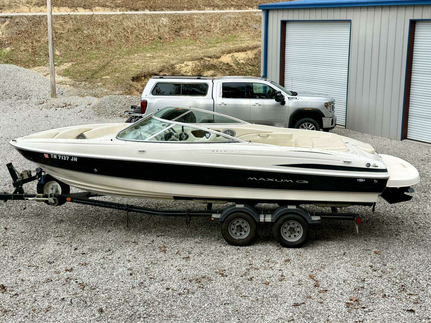 2007 Maxum 2200 SR3 - Image 18