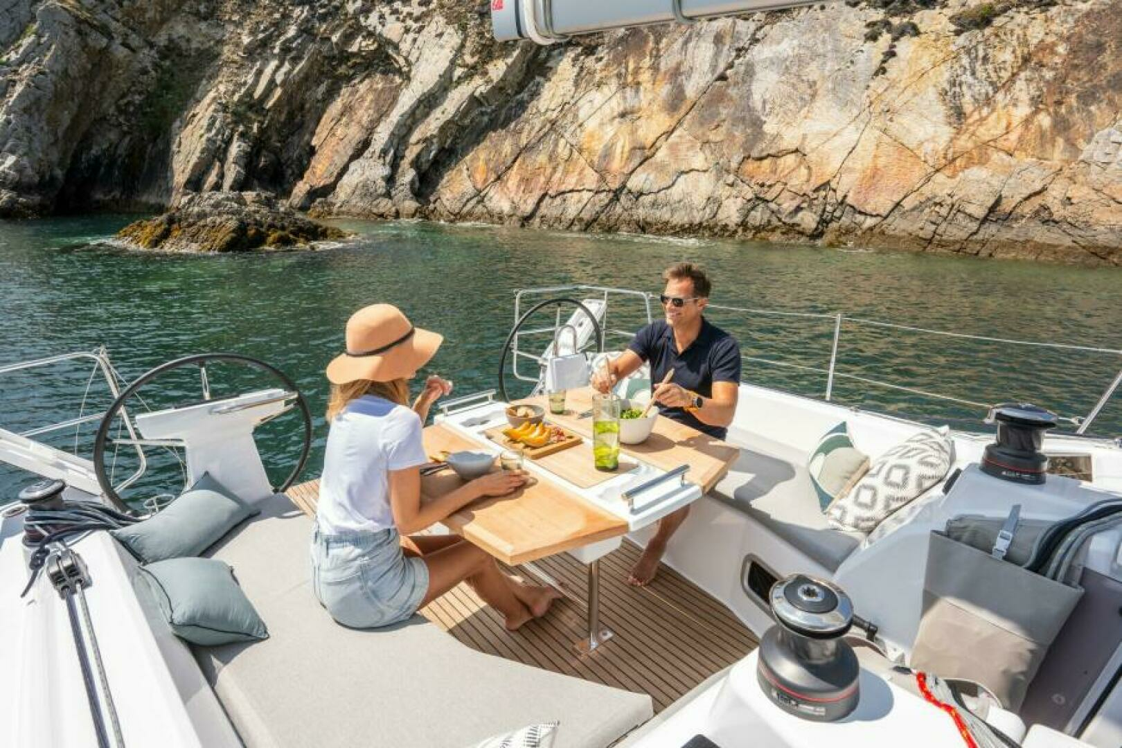 2024 Beneteau Oceanis 37.1 - Image 6