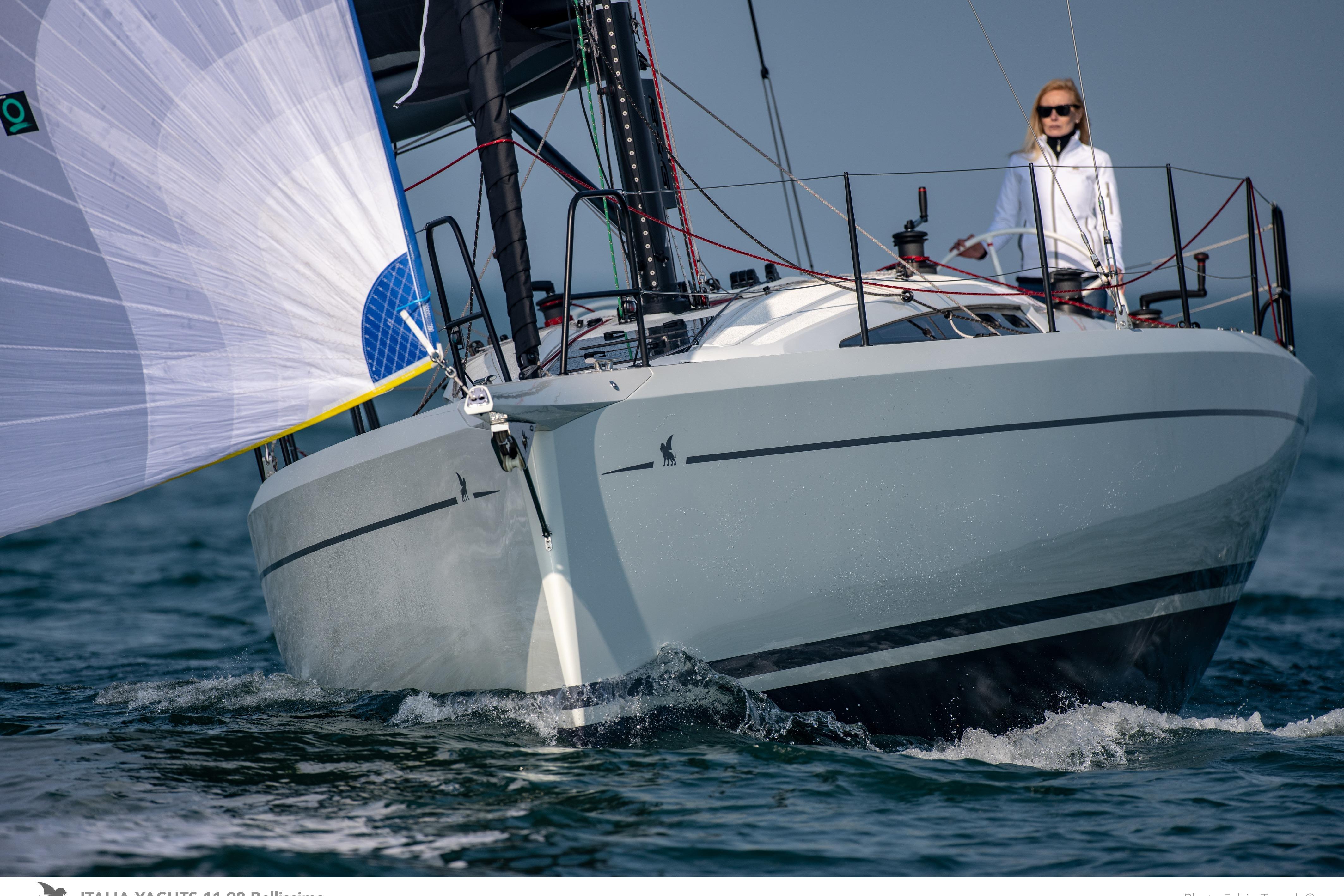 2026 Italia Yachts 11.98