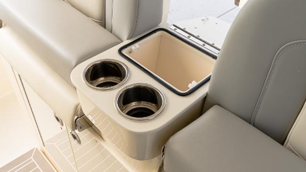 2025 Scout 425 LXF boat interior with cup holders and storage compartment.
