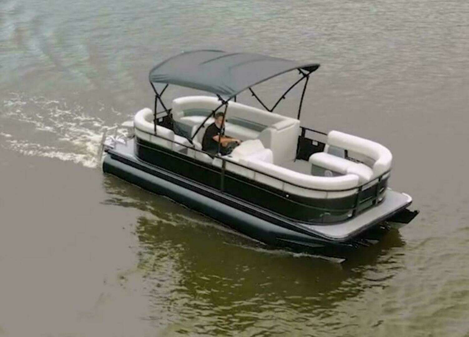 2024 Vision WX Tritoon - Image 11