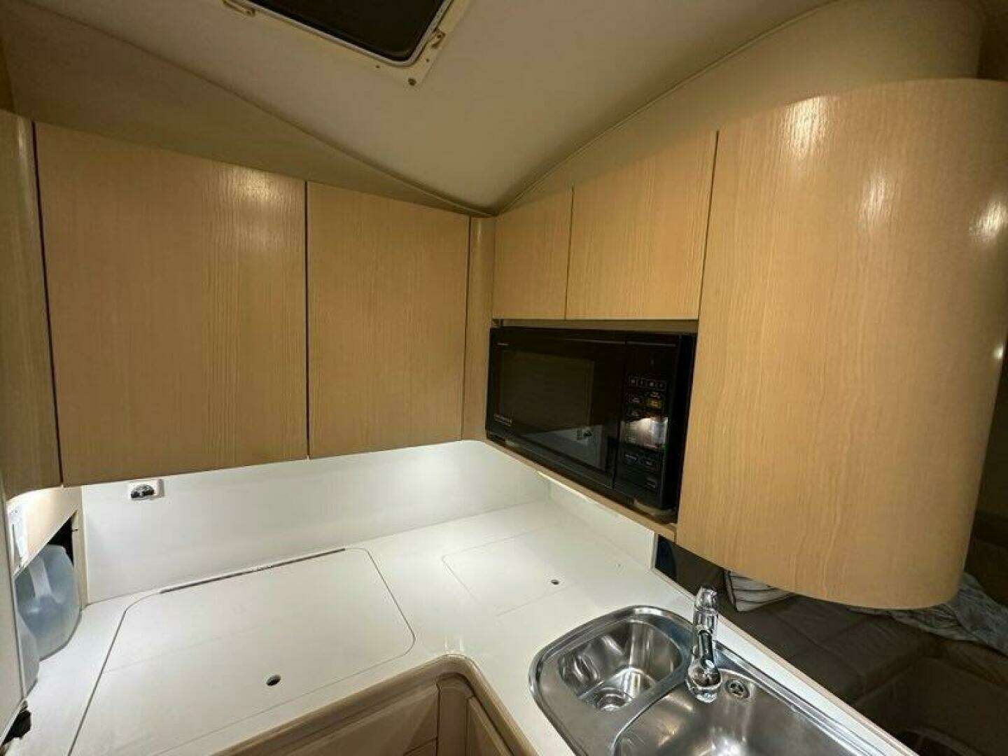 1996 Tiara Yachts 43 Open - Image 27