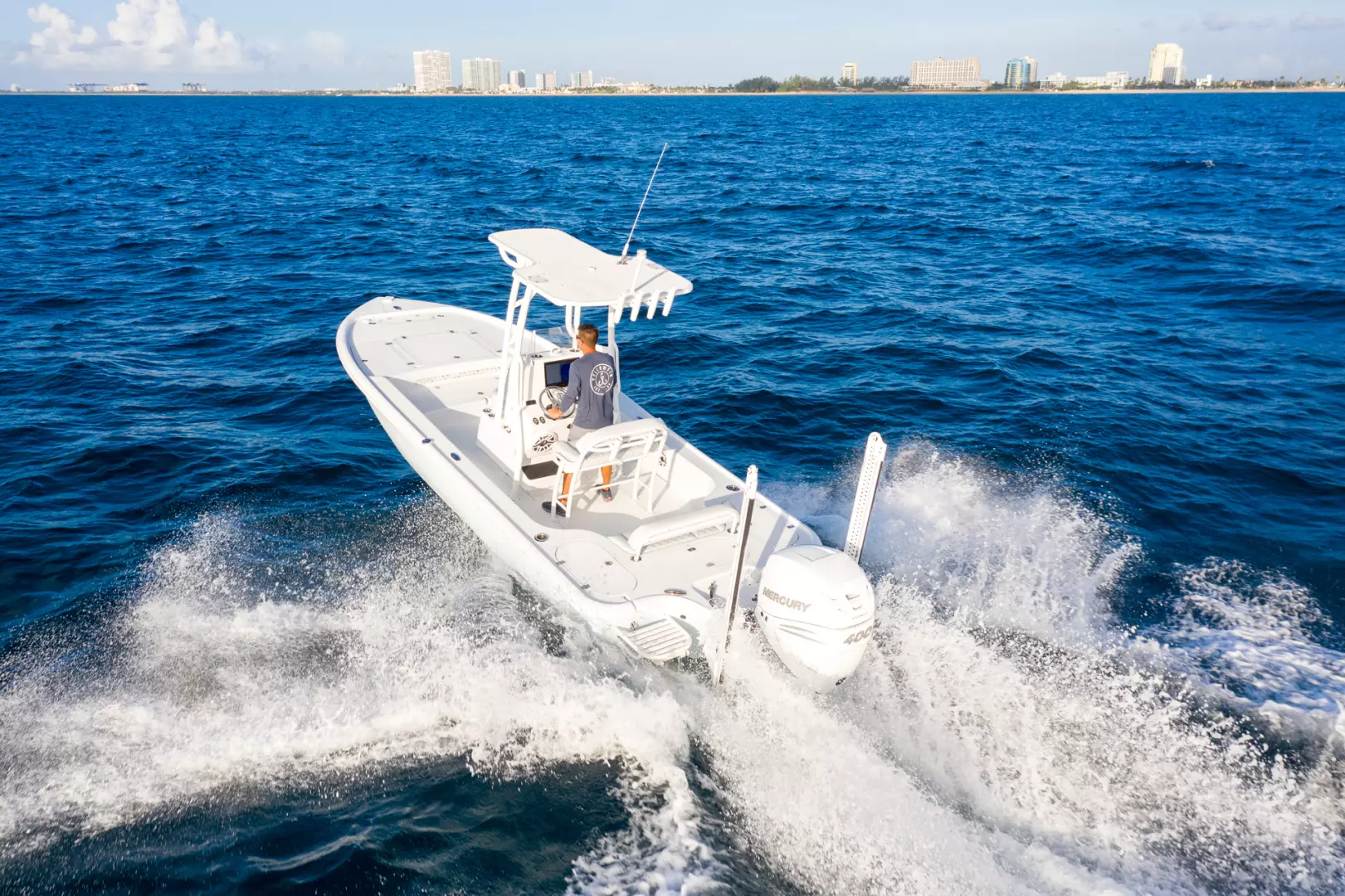 2026 Yellowfin 24 Bay CE - Image 6