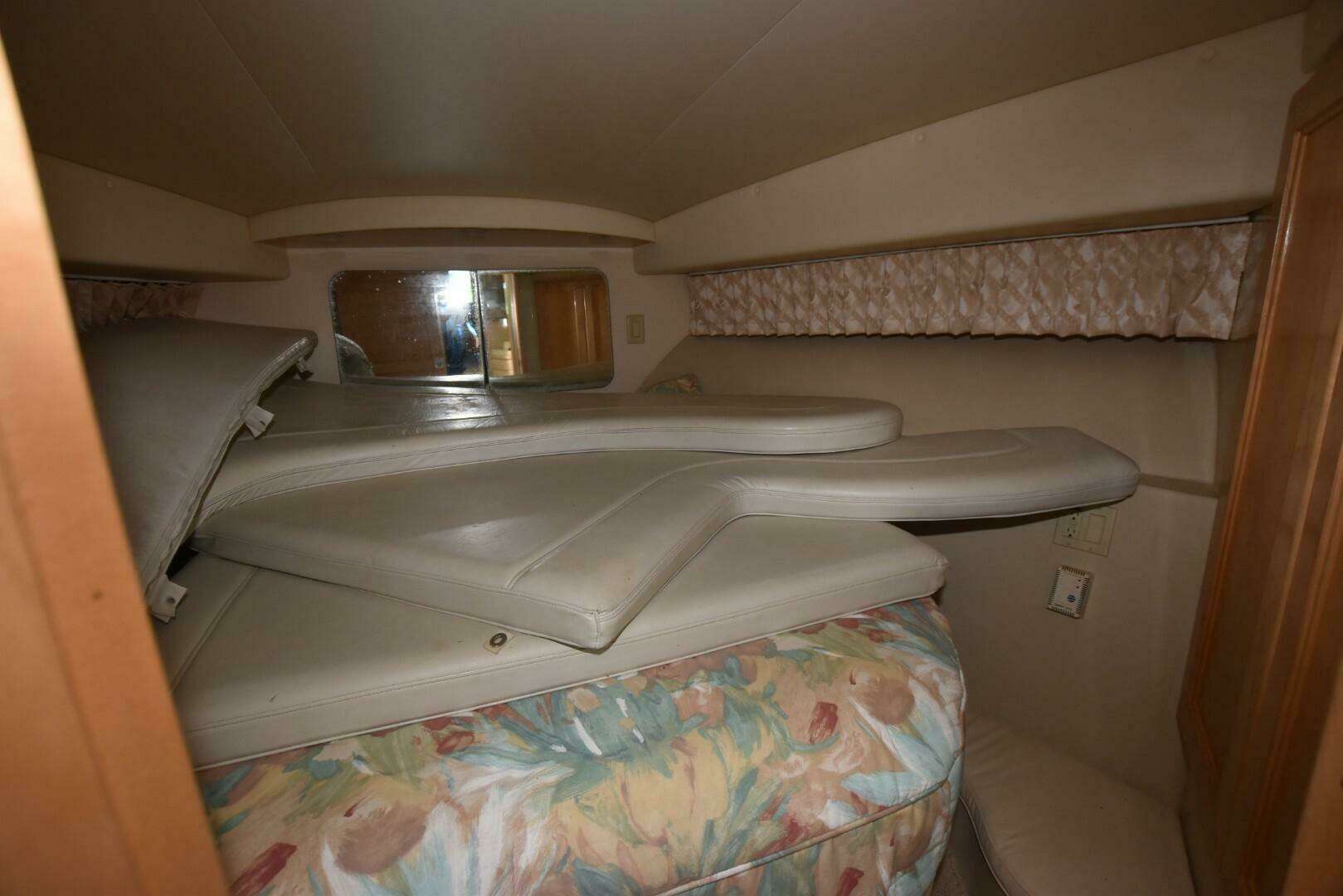 2005 Bluewater 5200 - Image 10