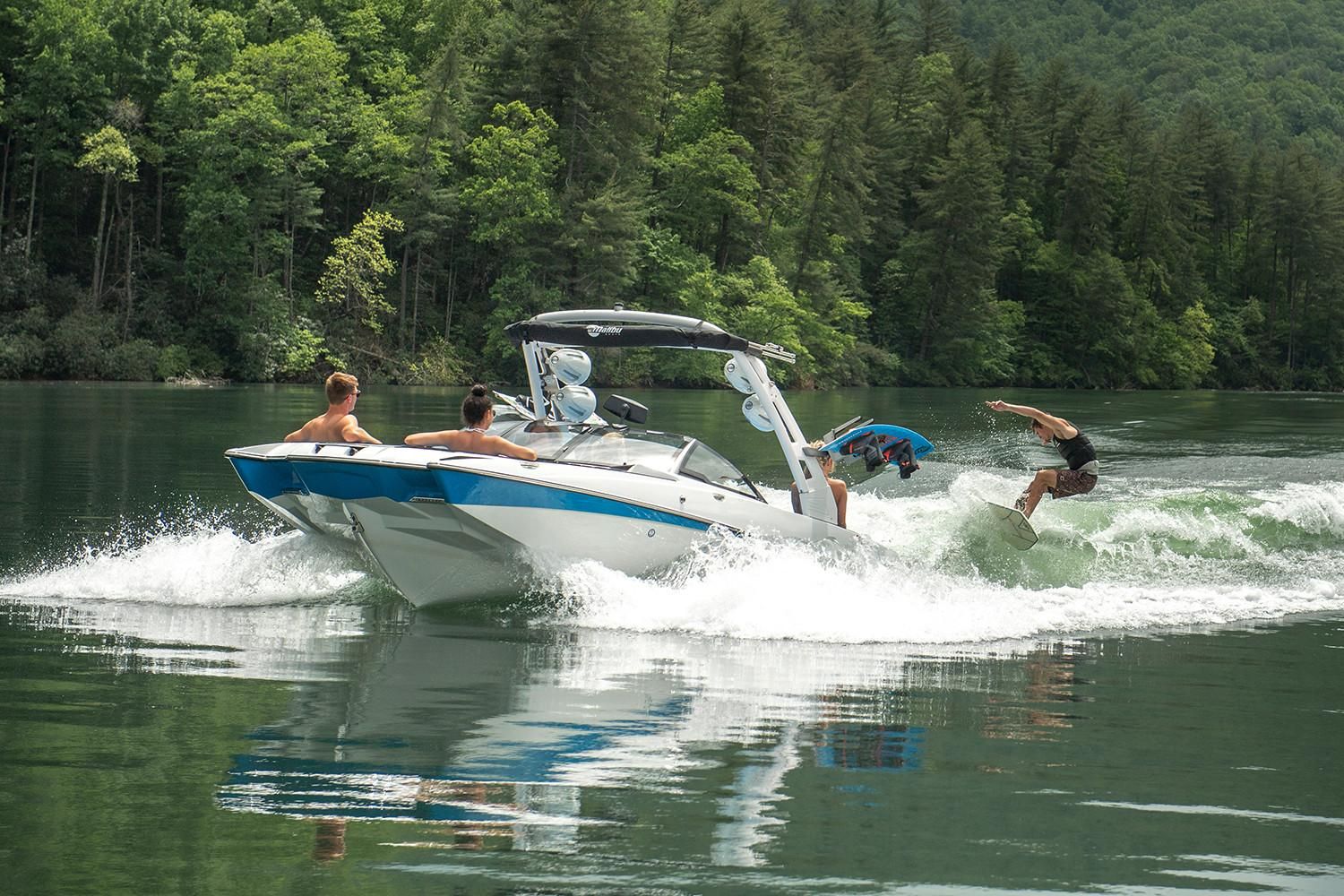 2019 Malibu Wakesetter 22 MXZ - 20