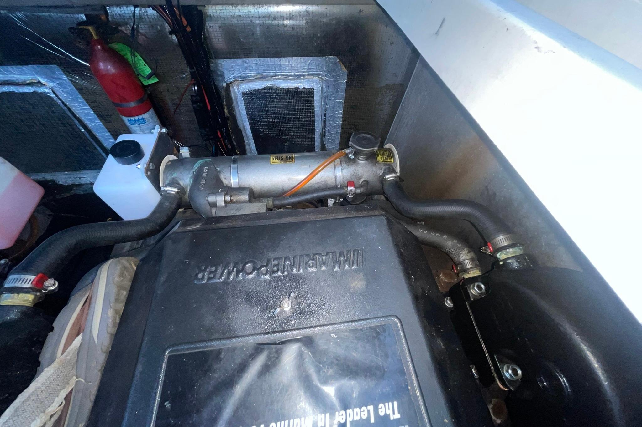 FRESH WATER COOLED ENGINES!! HEAT EXCHANGER SERVICED REGULARLY!!