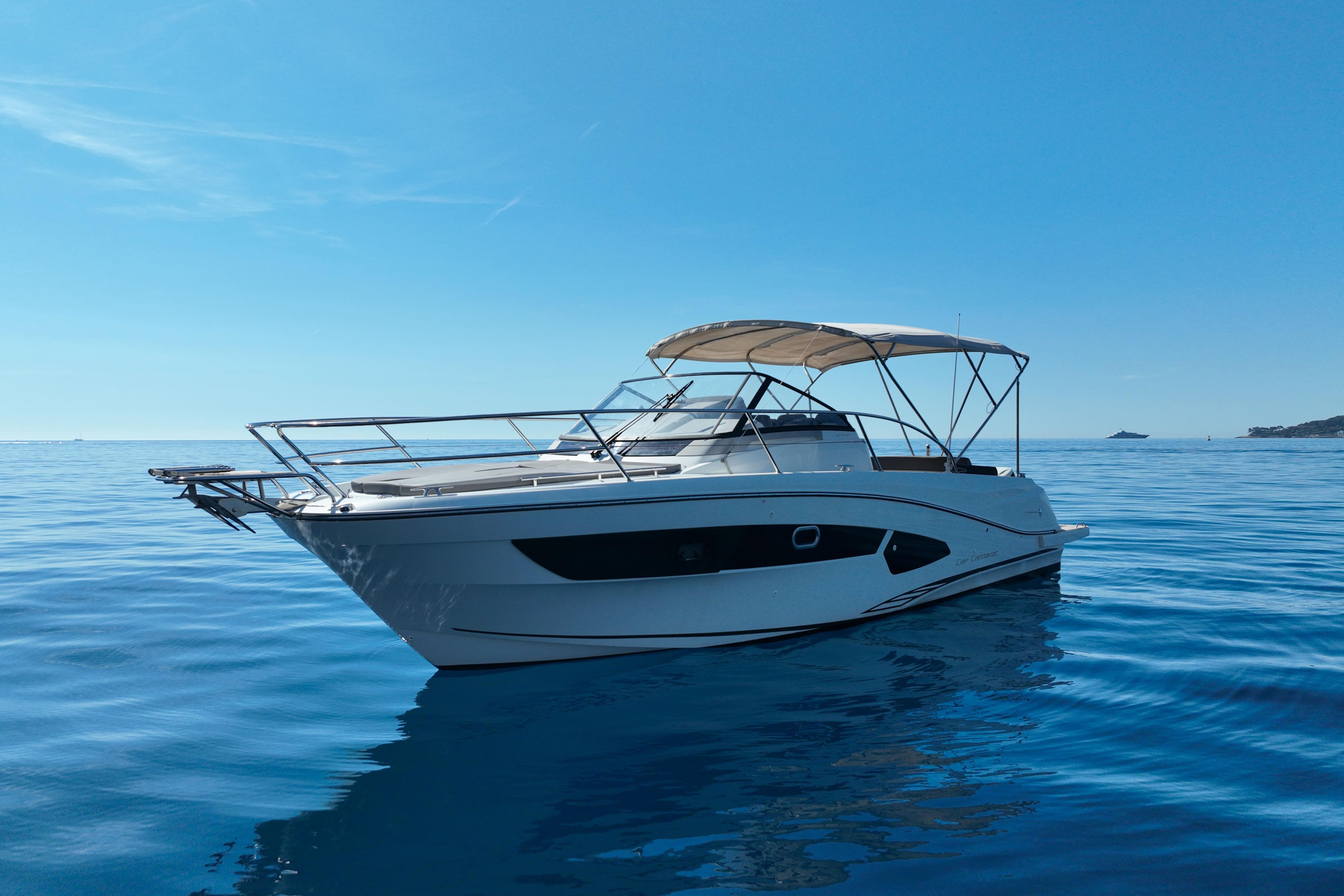 2018 Jeanneau Cap Camarat 10.5 WA