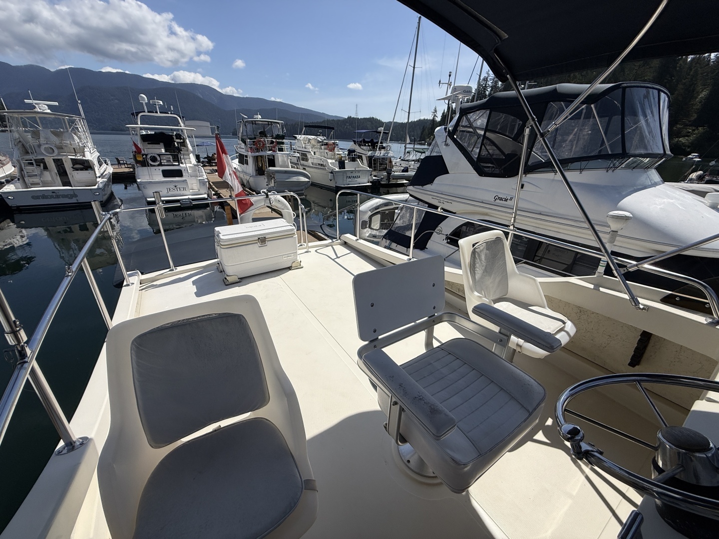 1994 Camano 31 Troll - Image 15