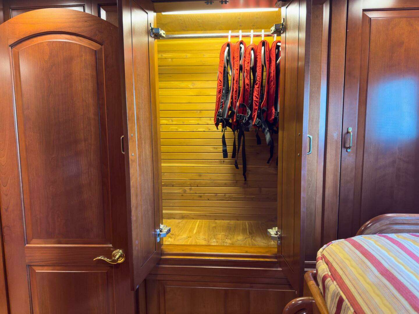 2002 Trawler Custom Aluminum - Image 40
