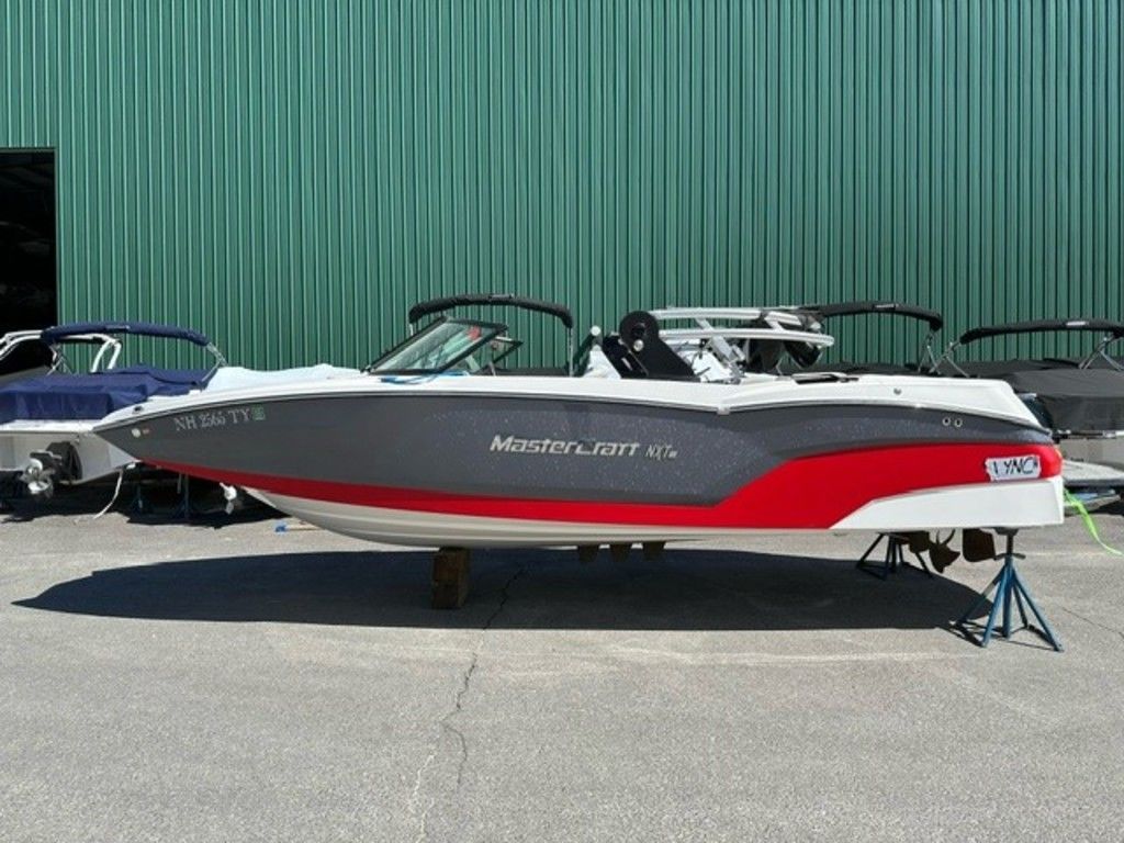 2020 MasterCraft NXT22 - 2