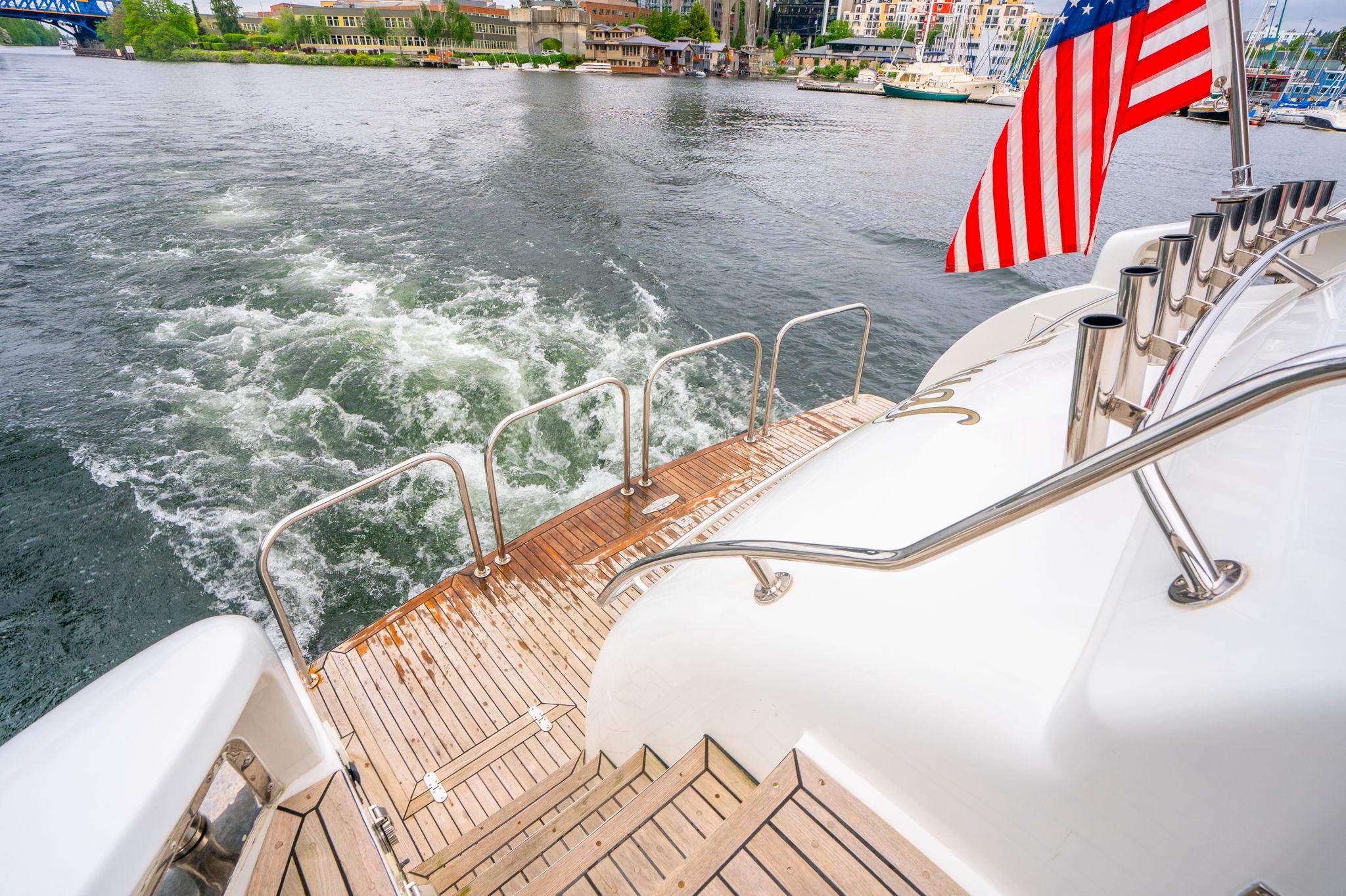 1999 Vitech 68' Vitech Pilothouse - 79