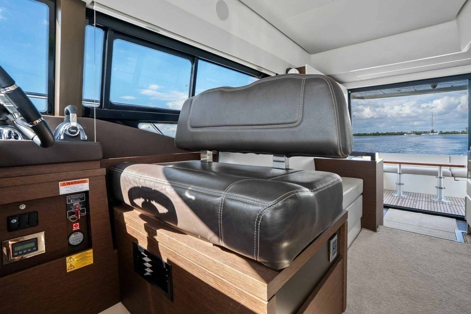 2020 Prestige 460 Flybridge - Image 40