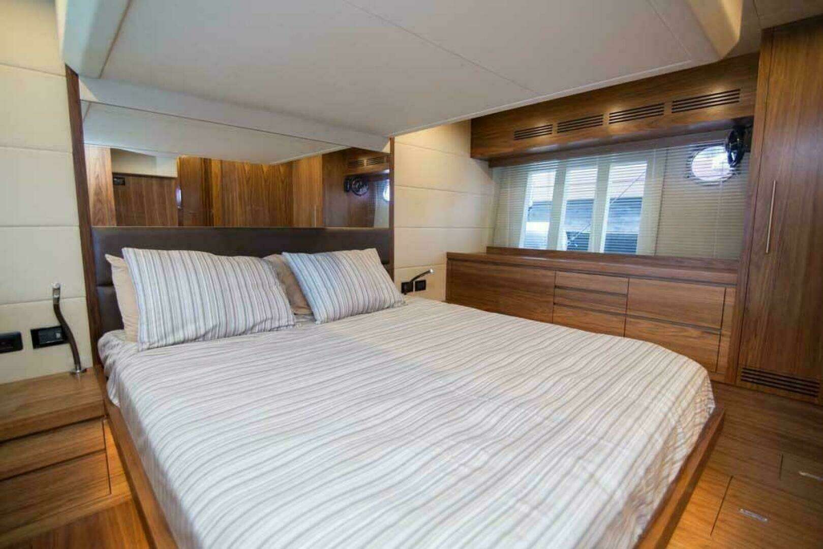 2019 Sundeck Yachts 580 Sport - Image 30