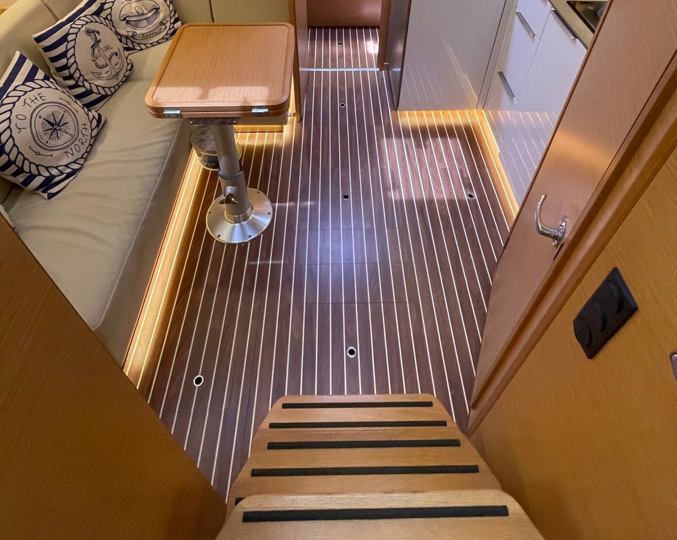 2016 Bavaria 360 Sport HT - 11