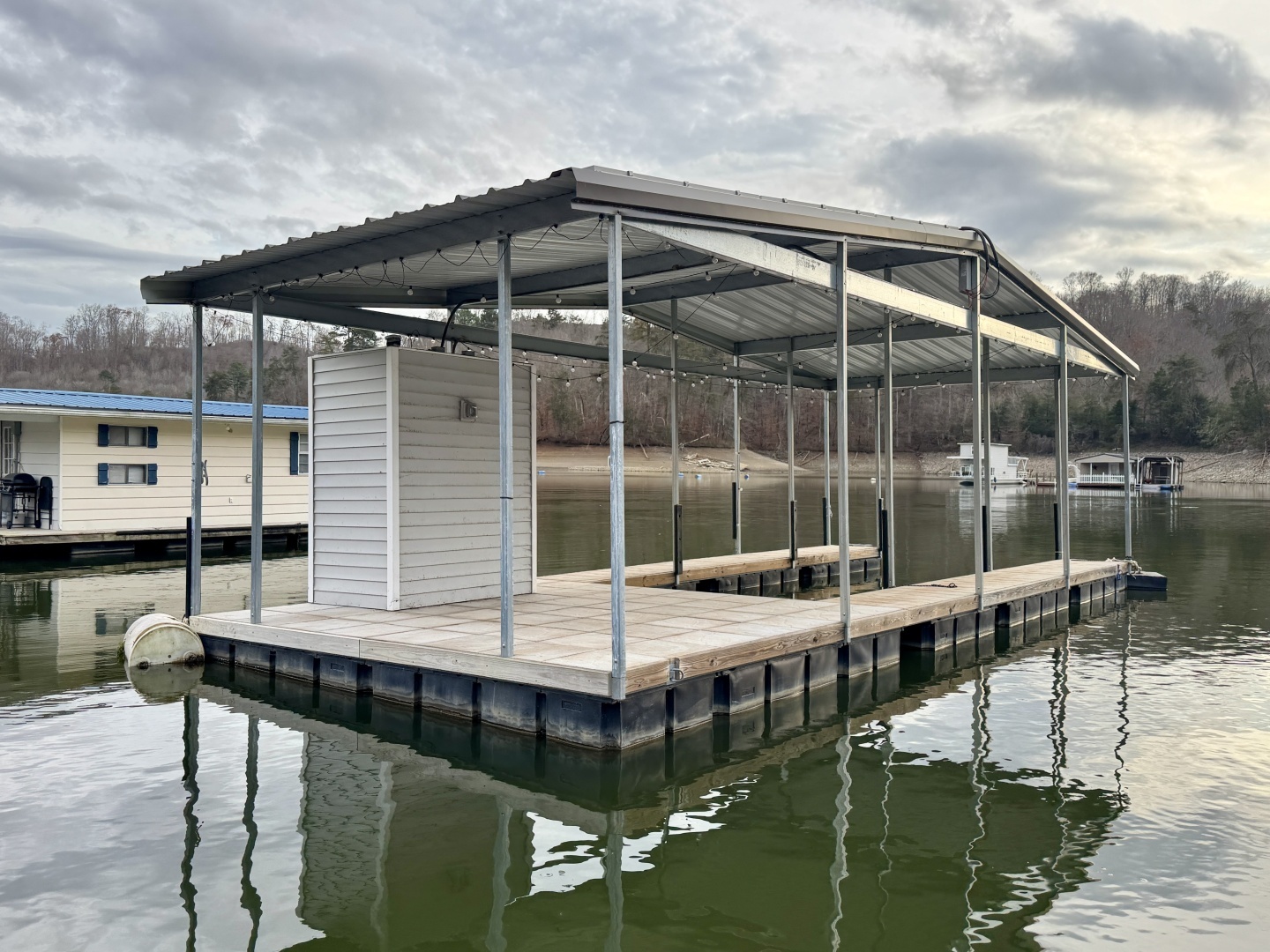 2022 Custom Premier Docks 16 x 40 Dock - Image 26