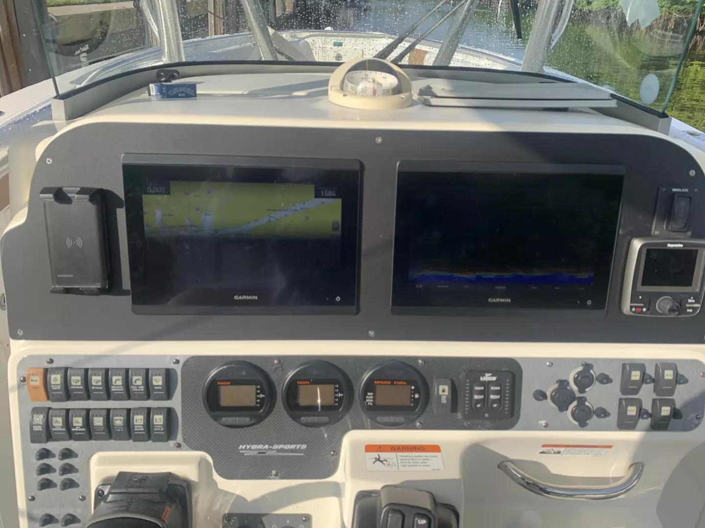 2008 Hydra-Sports 2900 CC - Image 12