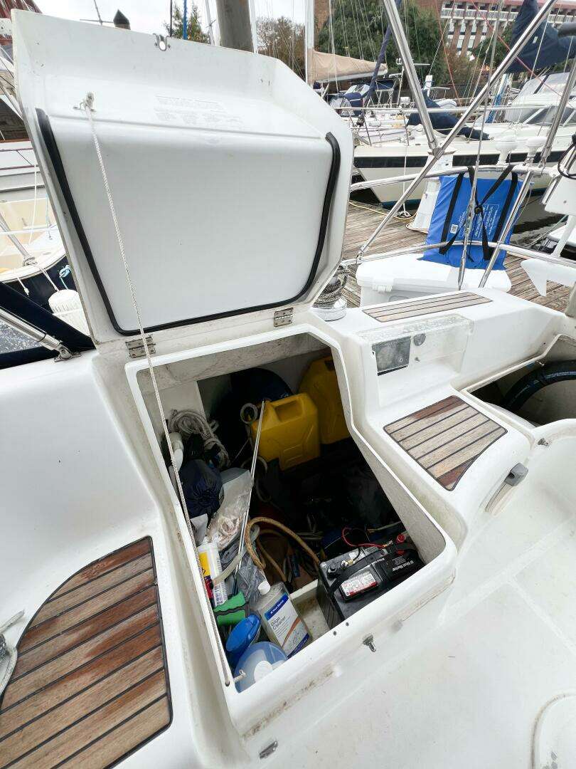 2007 Beneteau 373 - Image 42