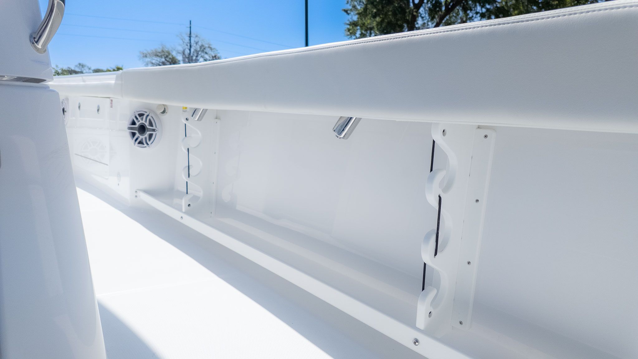 2026 Everglades 285 Center Console - 10