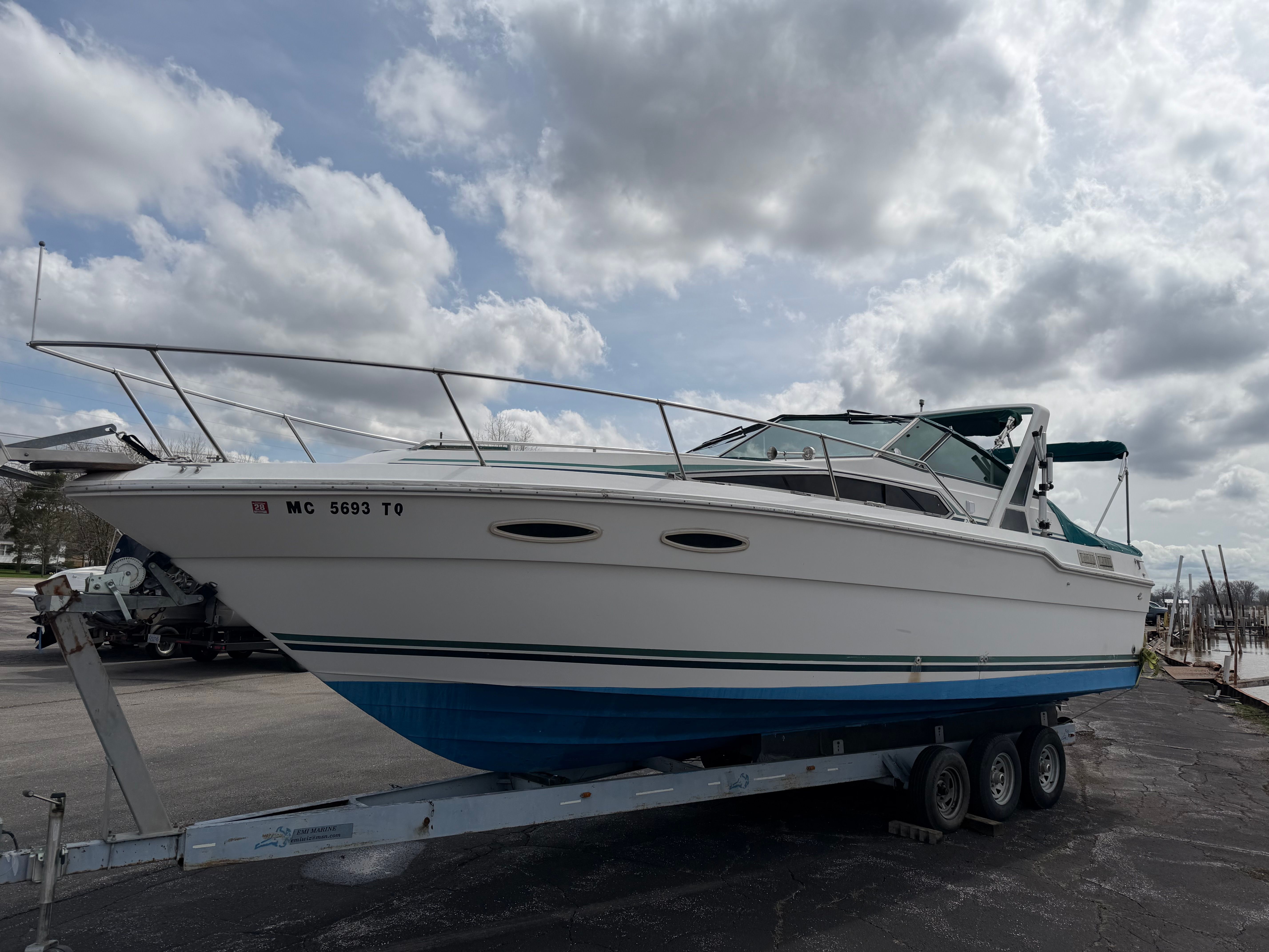 1989 Sea Ray 300 Sundancer