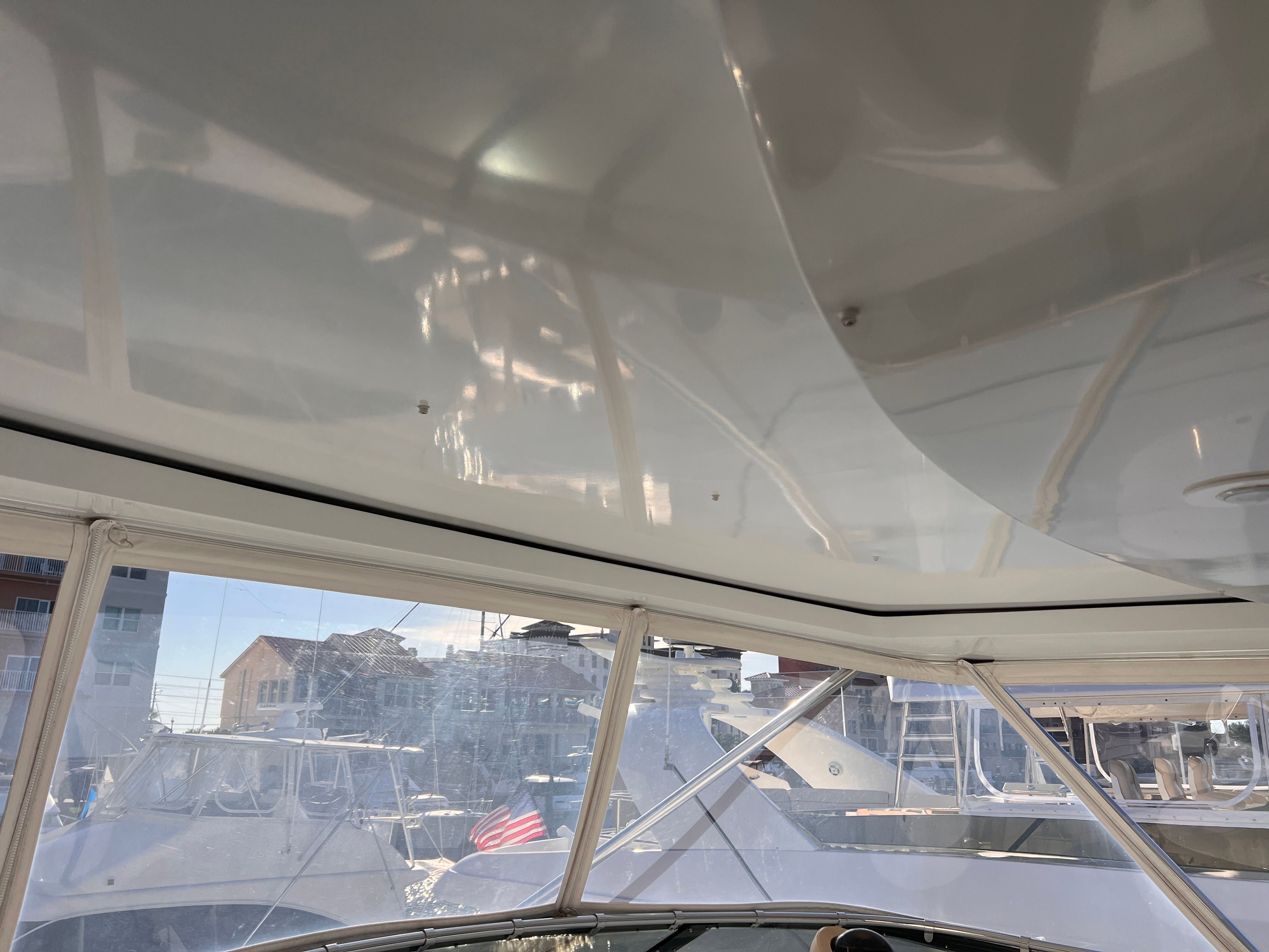 2006 Hatteras 64 Motor Yacht - 42
