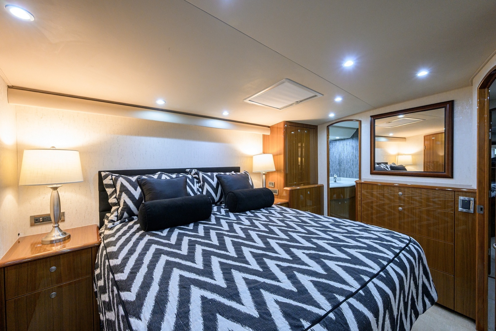 2008 Viking 68 Convertible - Image 18