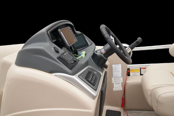 2024 Ranger Reata 220FC - 31