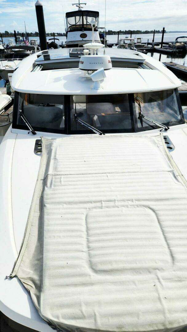 2022 Greenline 40 Hybrid - Image 10