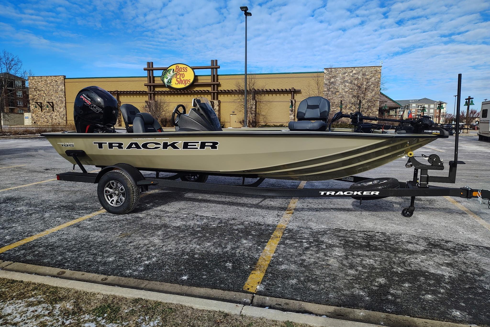 2026 Tracker Pro Team 195