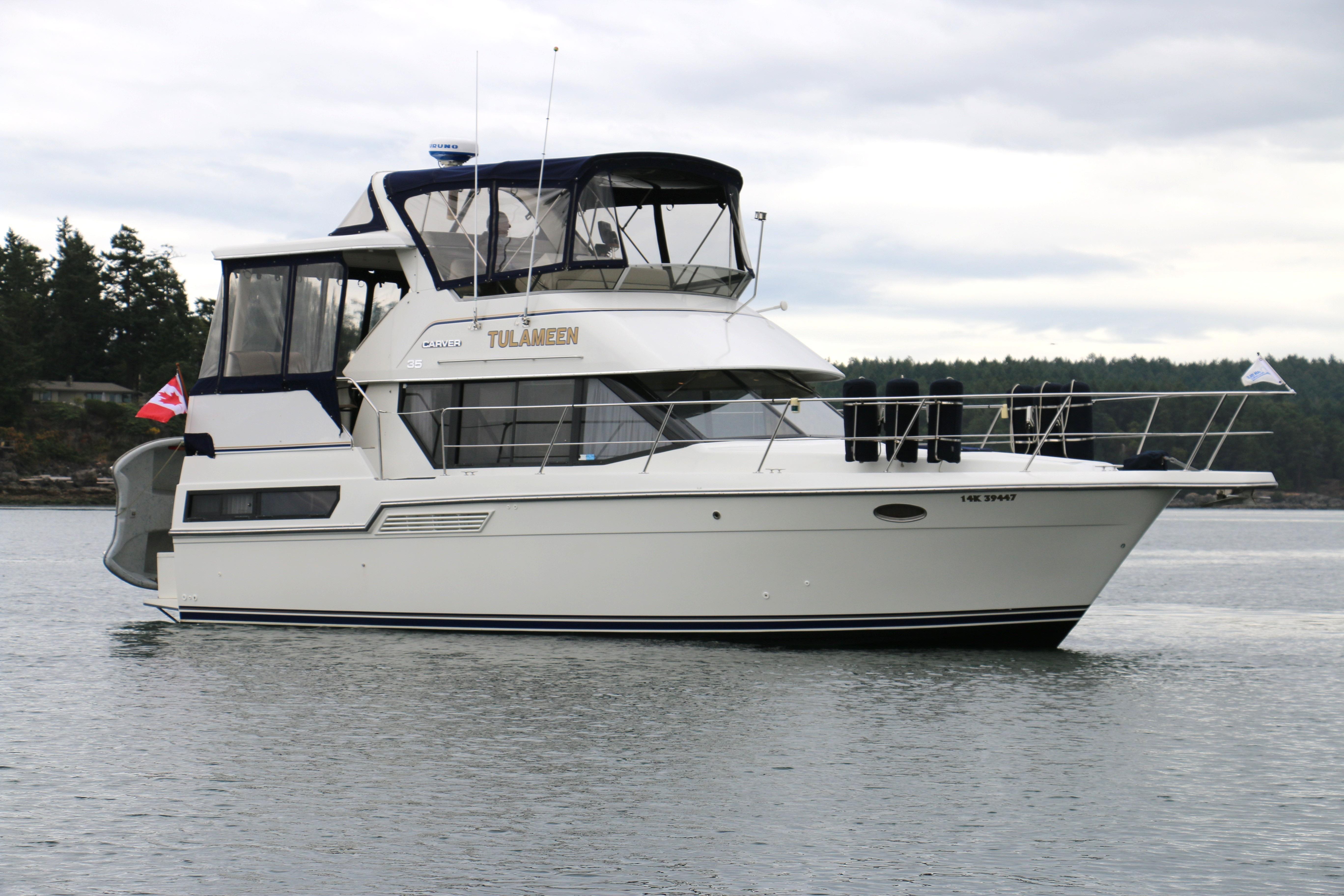 1993 Carver 350 Aft Cabin Motor Yacht